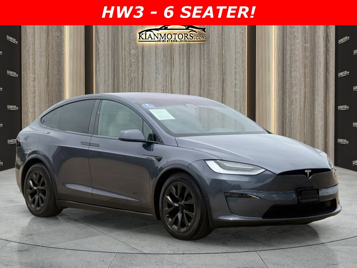 2023 Tesla Model X Long Range's photo
