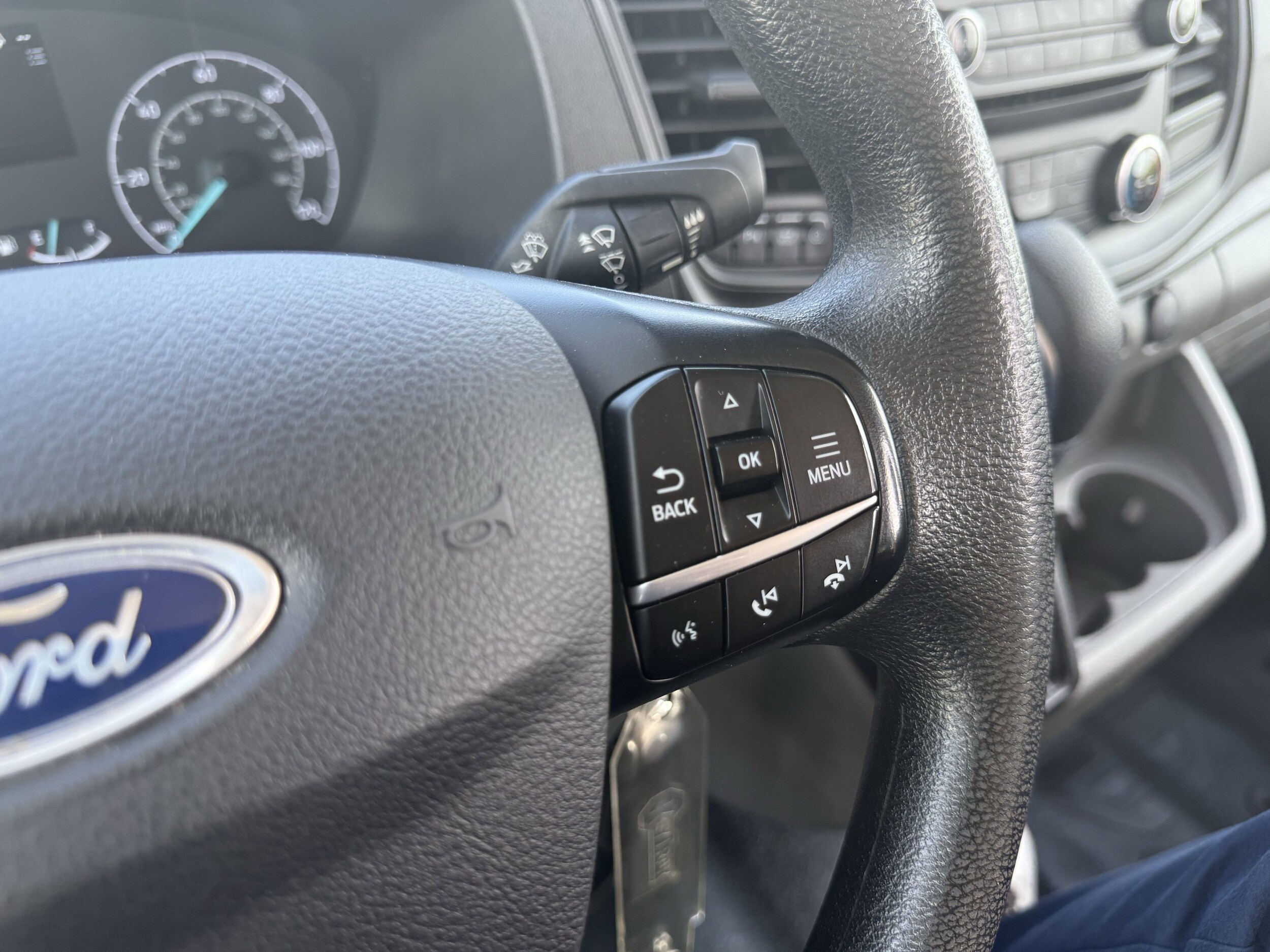2023 Ford Transit Passenger Van XL - Photo 28