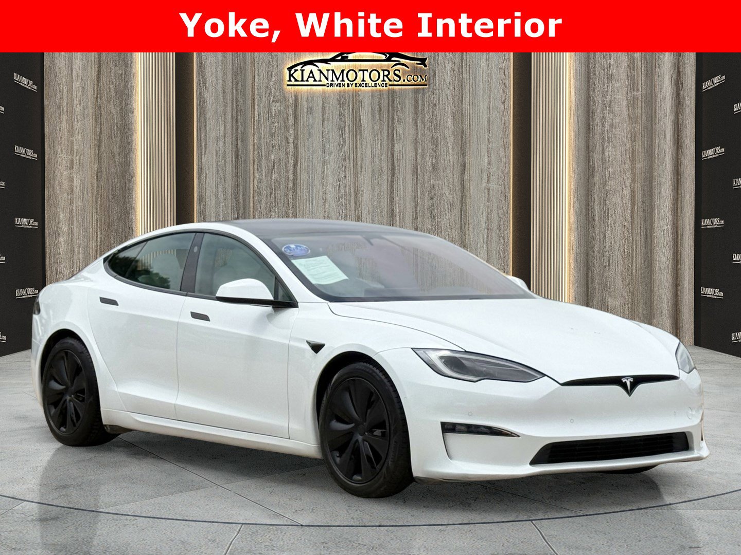 2022 Tesla Model S's photo