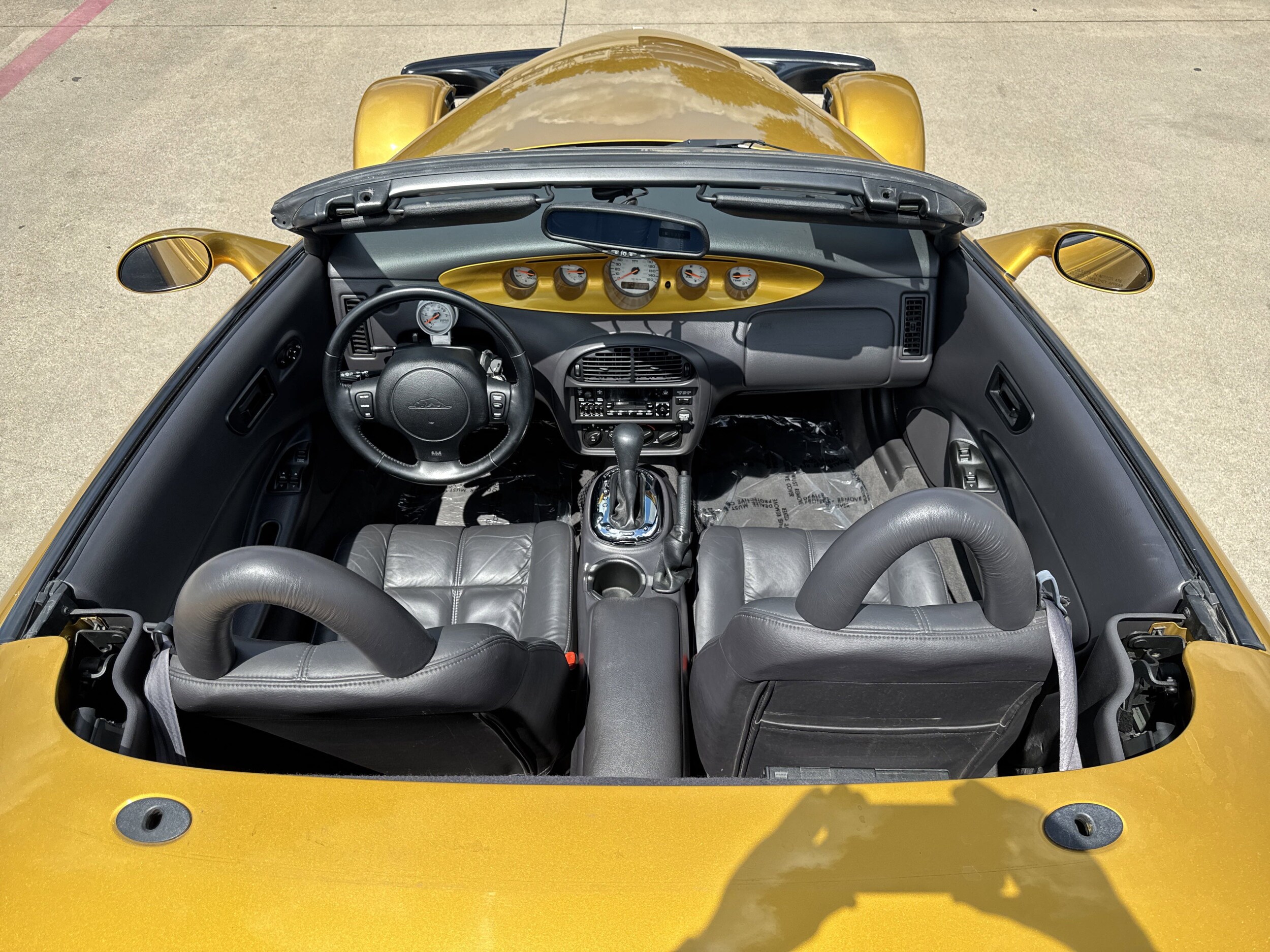 2002 Chrysler Prowler Base photo 3