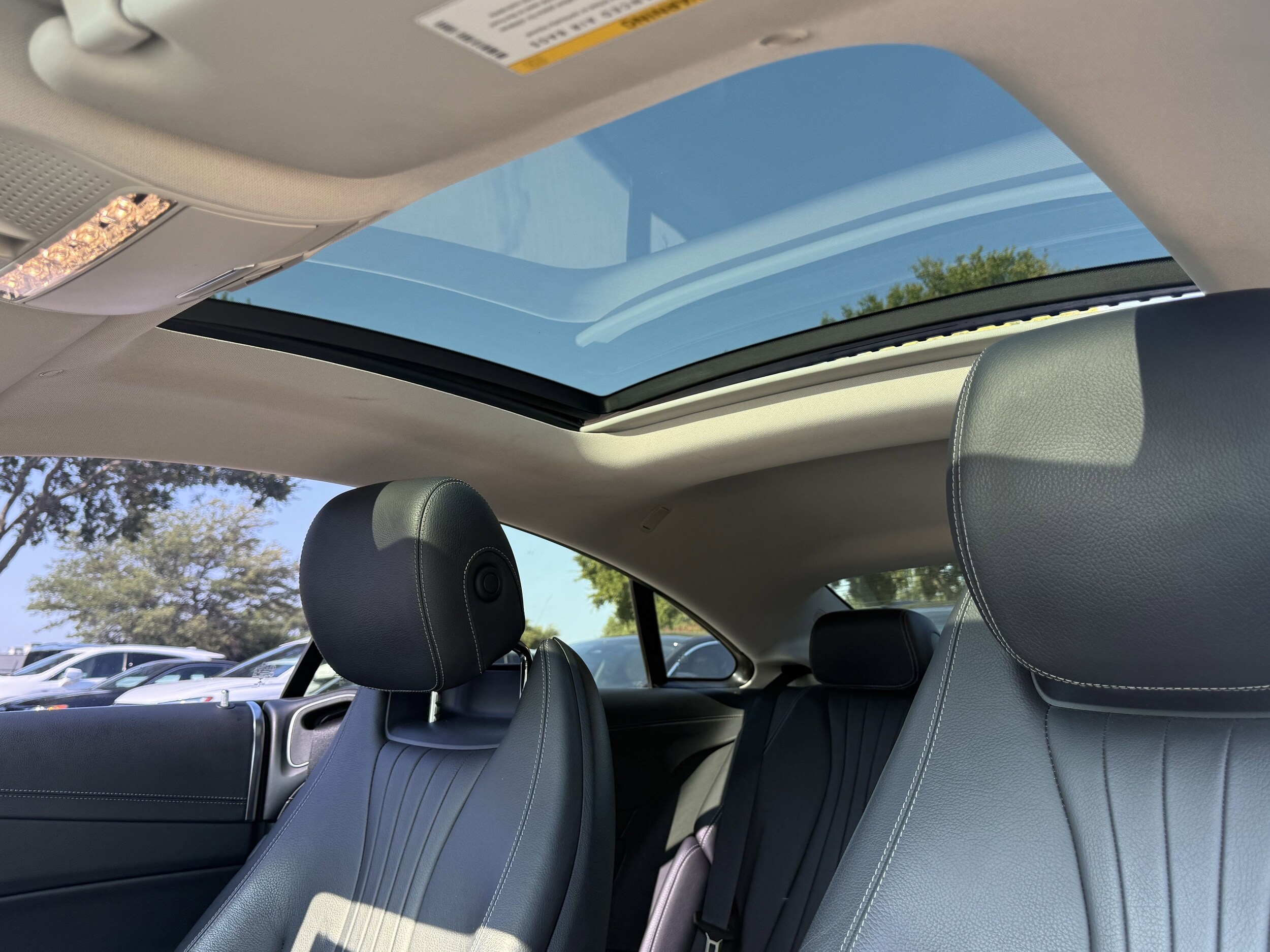 2020 Mercedes Benz E 450 photo 3