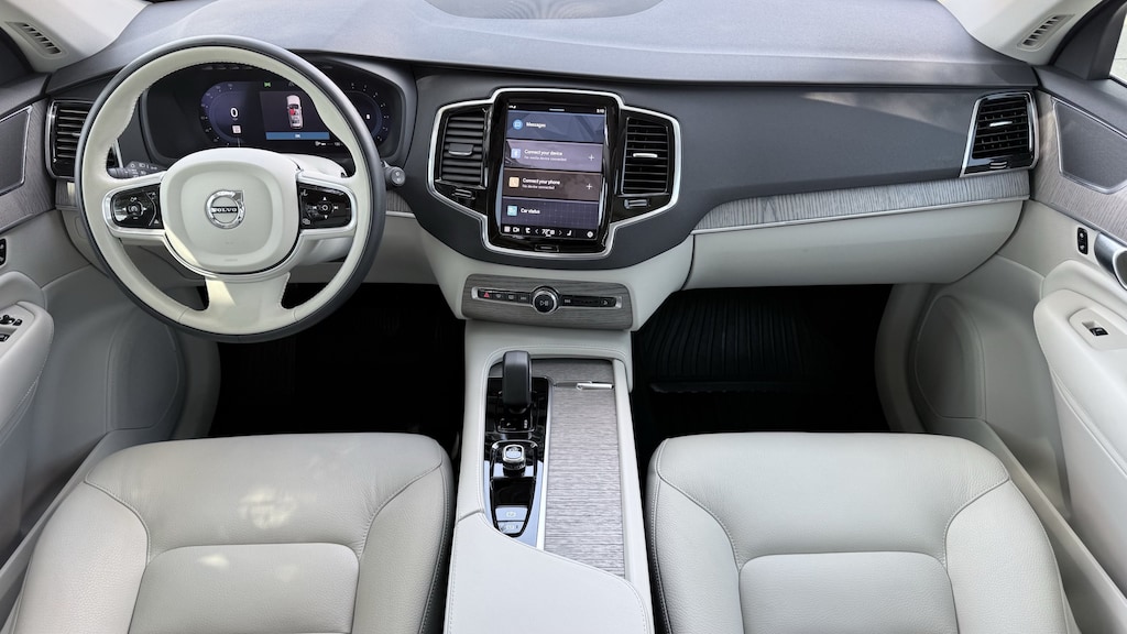 Used 2023 Volvo XC90 Plus SUV