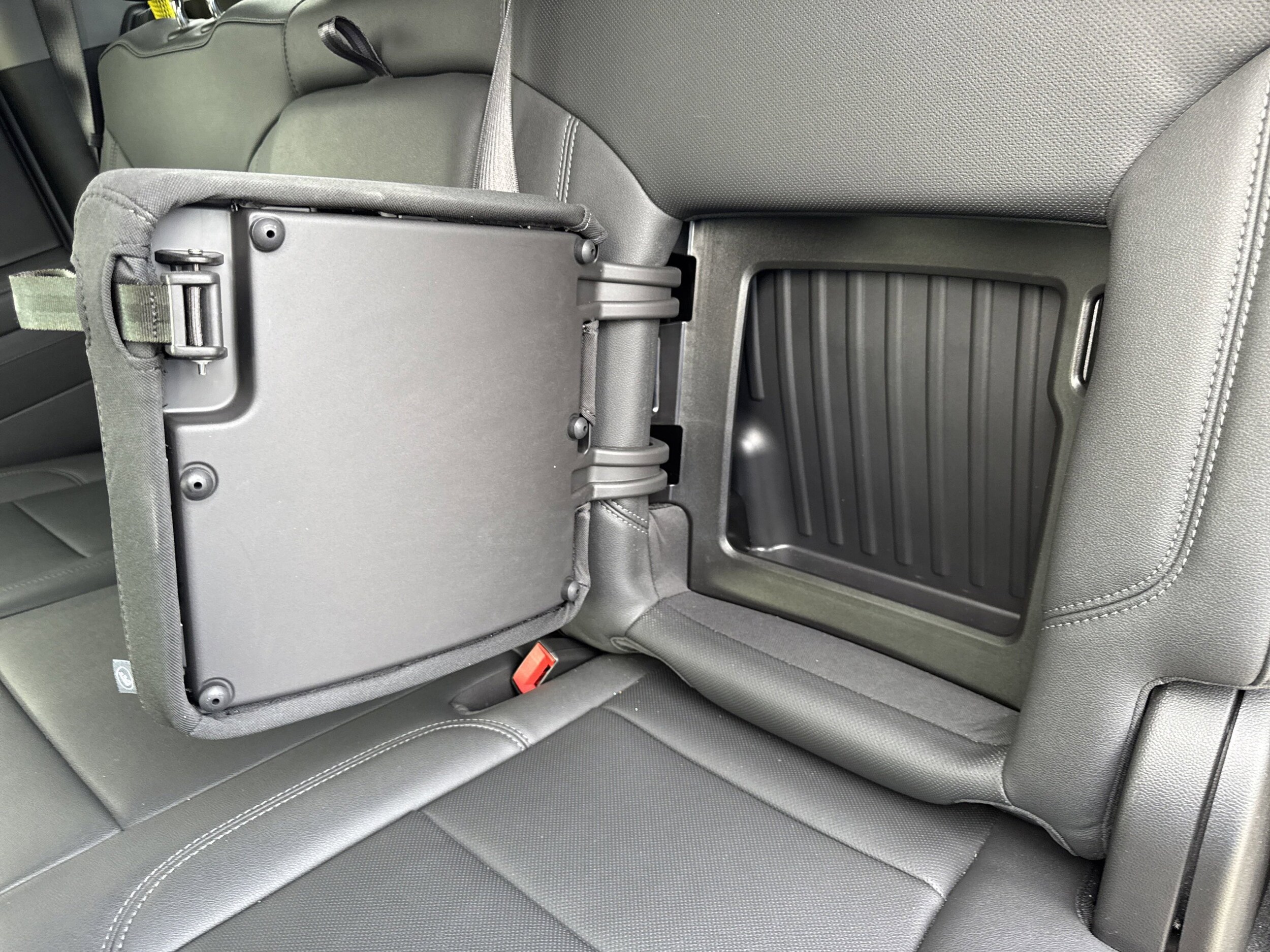 2025 GMC Sierra 1500 SLT - Photo 20