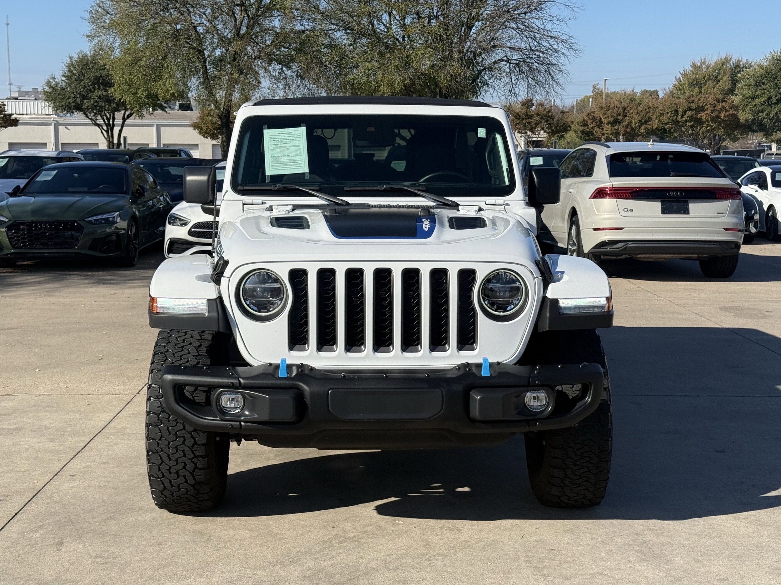 2022 Jeep Wrangler 4xe Unlimited Rubicon photo 2