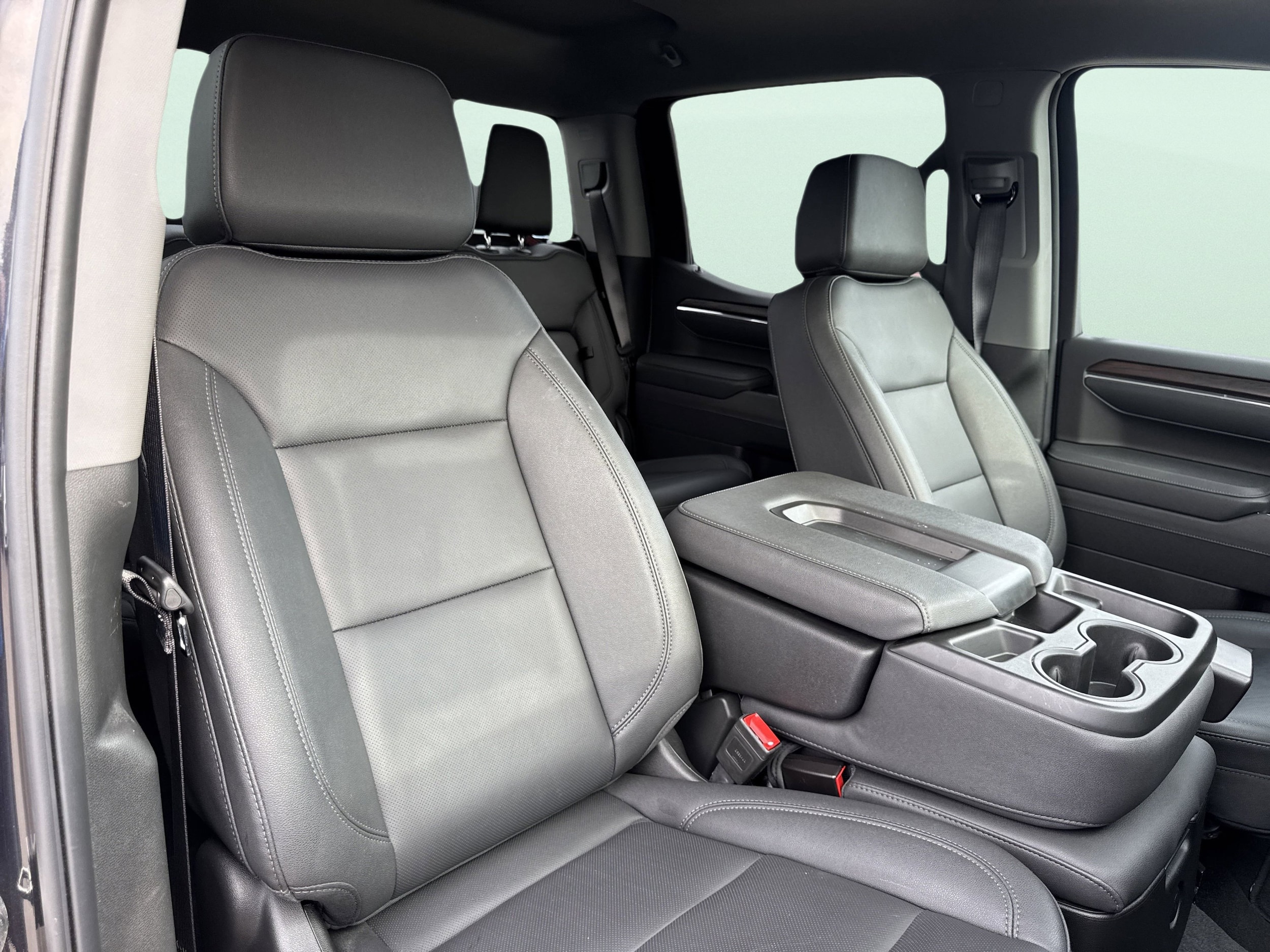 2025 GMC Sierra 1500 SLT - Photo 44