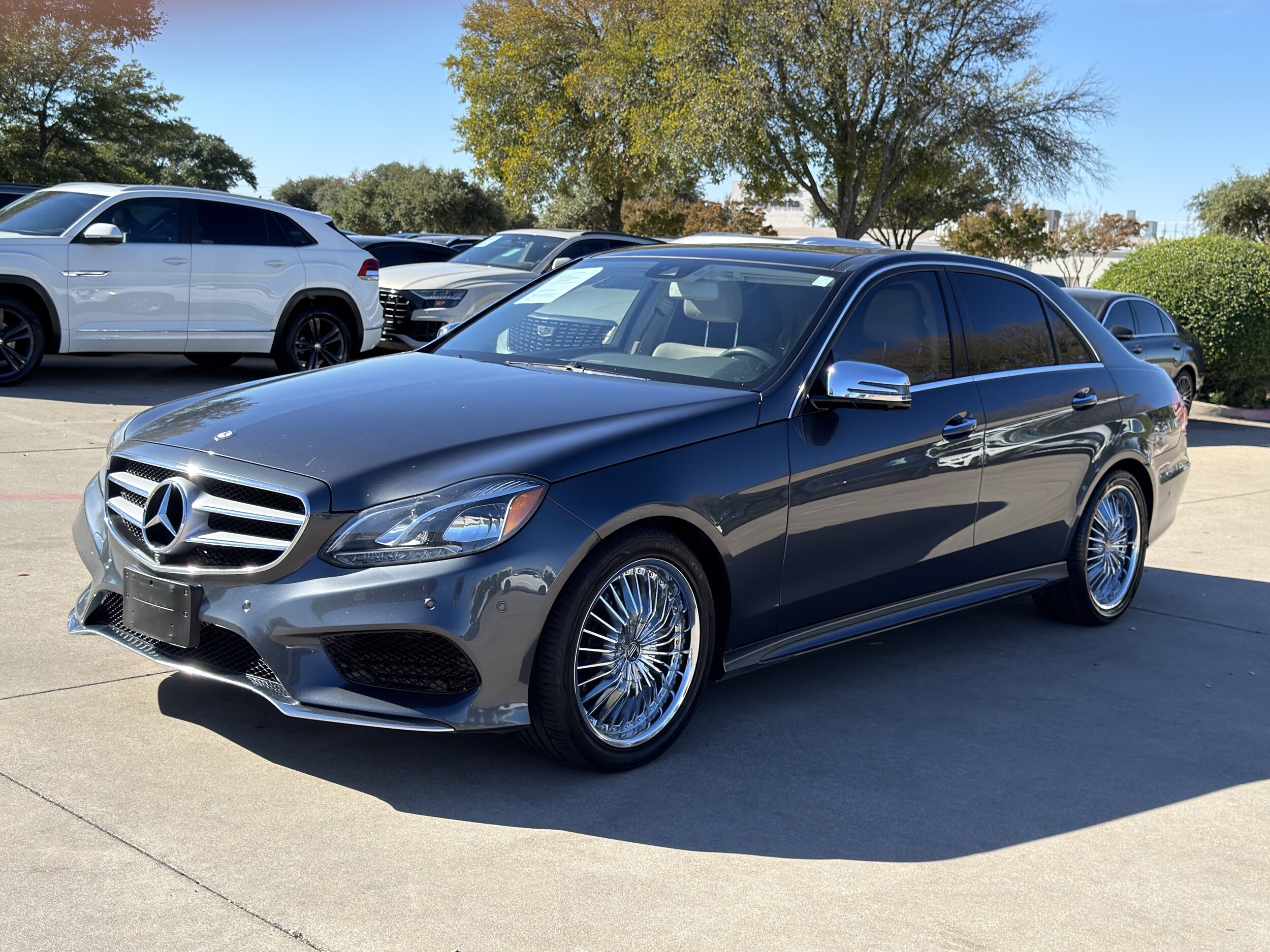 2014 Mercedes Benz E 350 photo 3