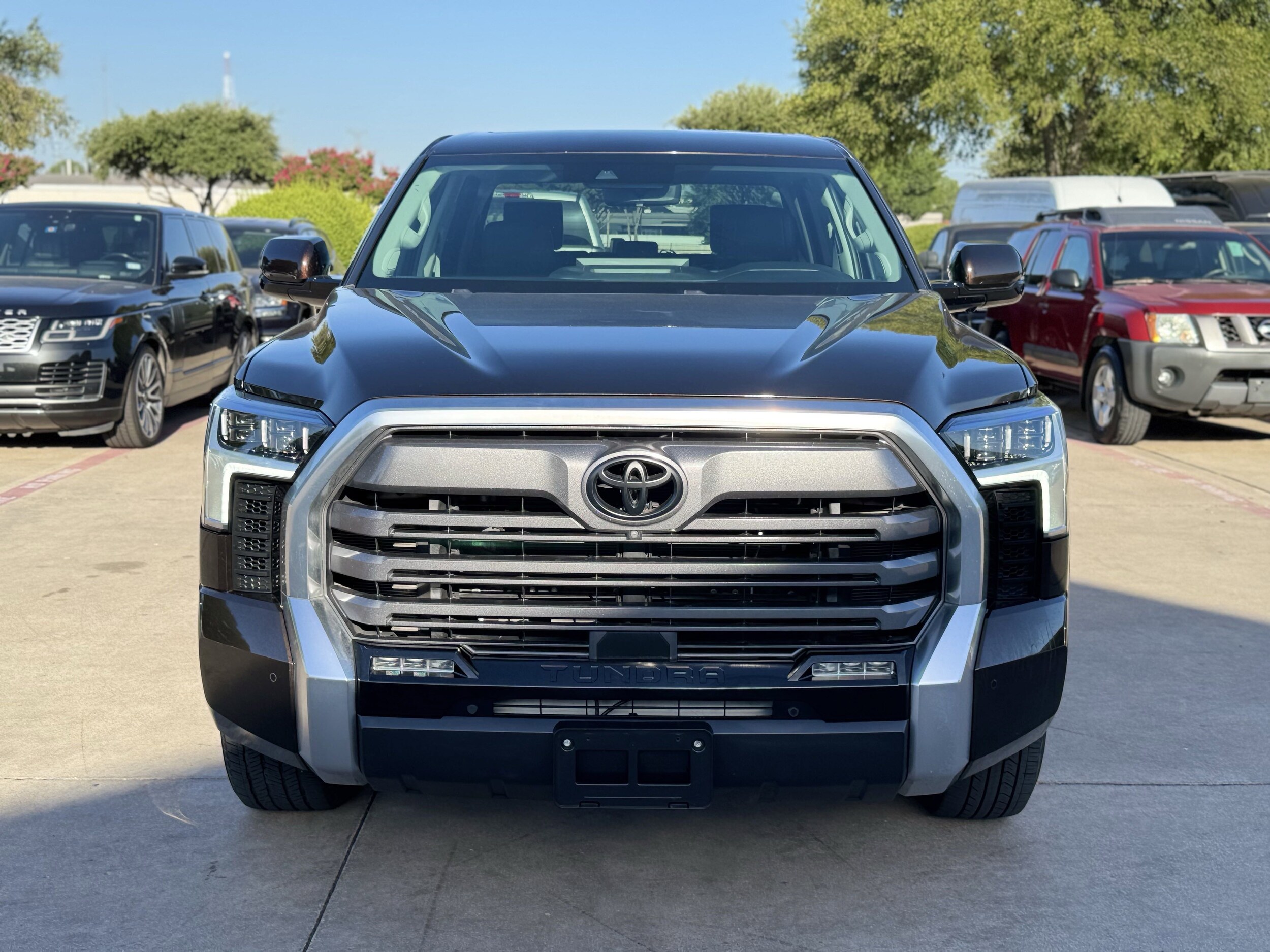 2022 Toyota Tundra Limited photo 2