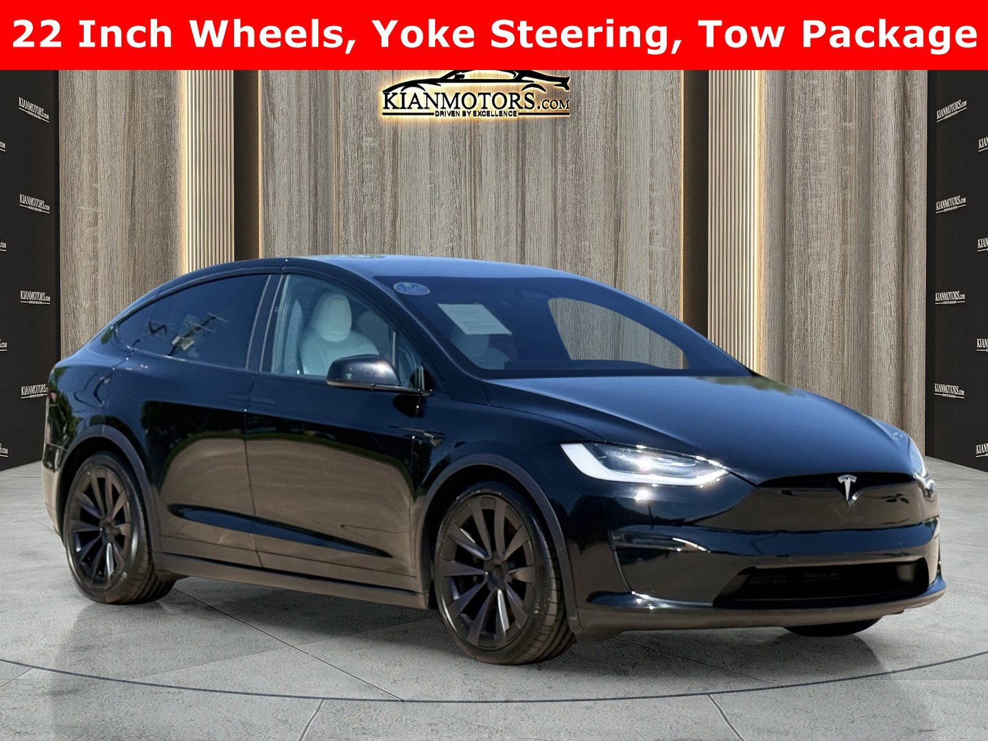 2022 Tesla Model X Plaid's photo