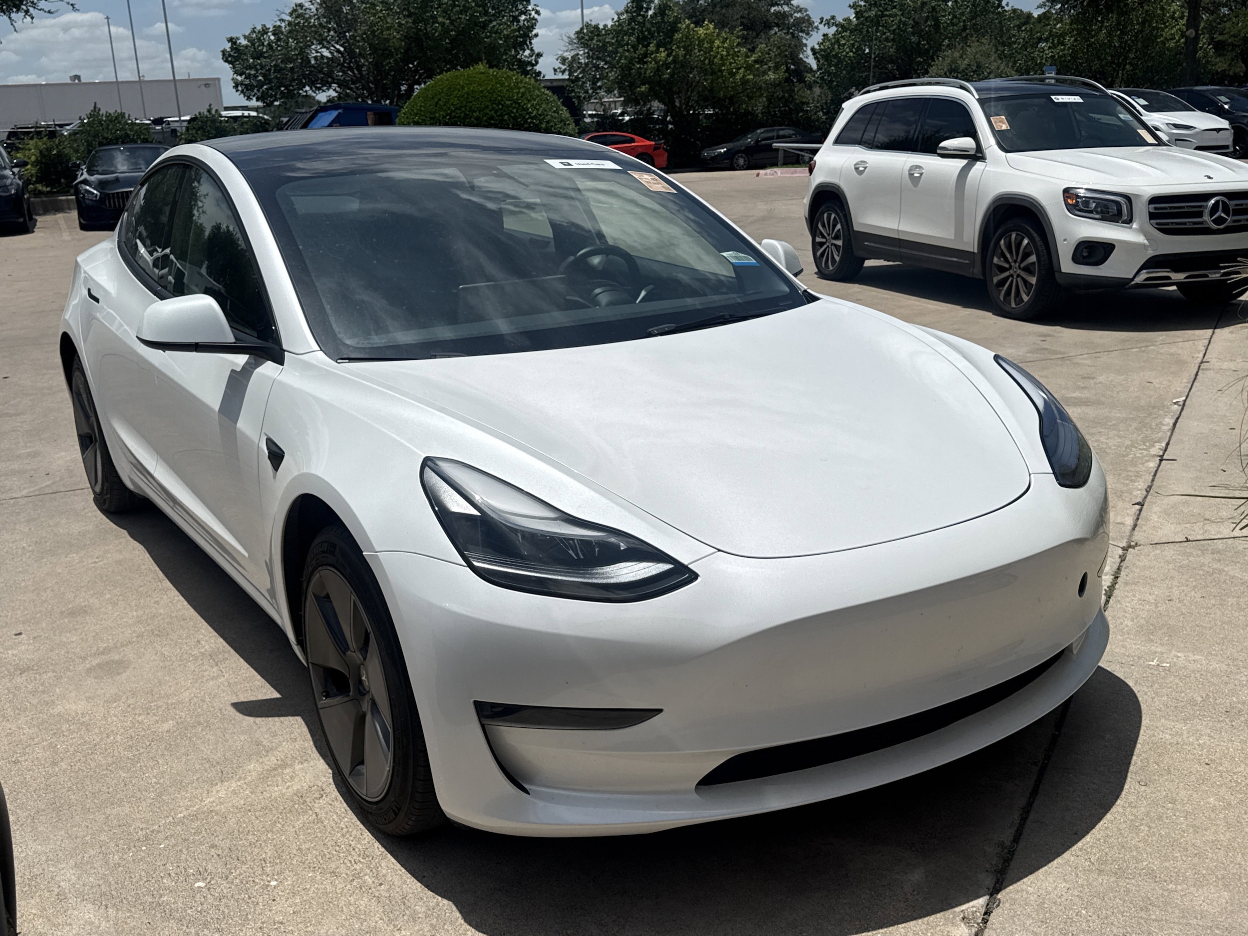 2023 Tesla Model 3 -'s photo