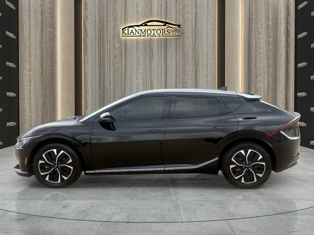 Used 2022 Kia EV6 Wind SUV