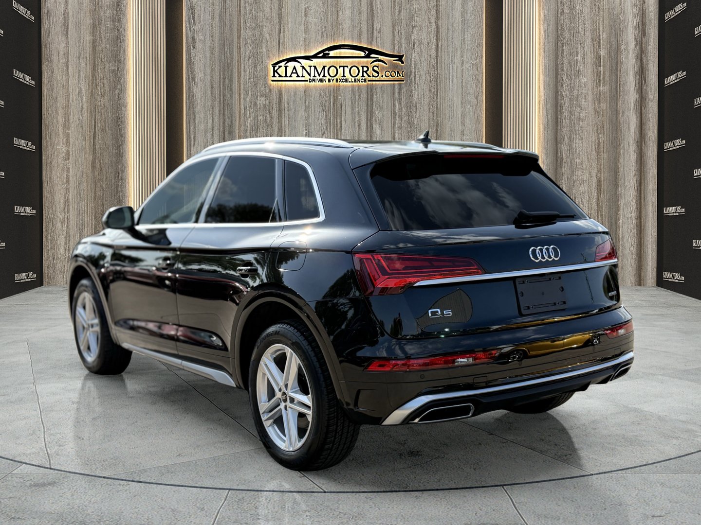2024 Audi Q5 Premium - Photo 6