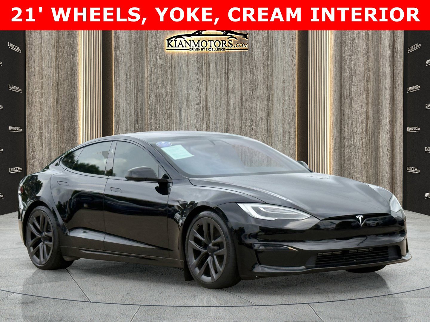 2022 Tesla Model S's photo