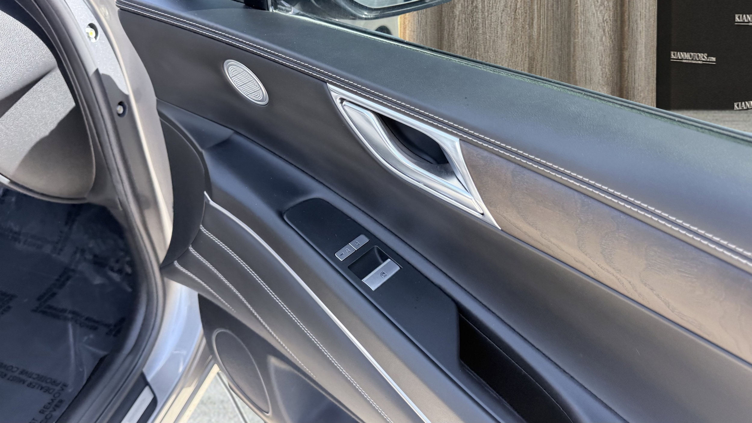 2024 GENESIS GV80 Standard - Photo 42
