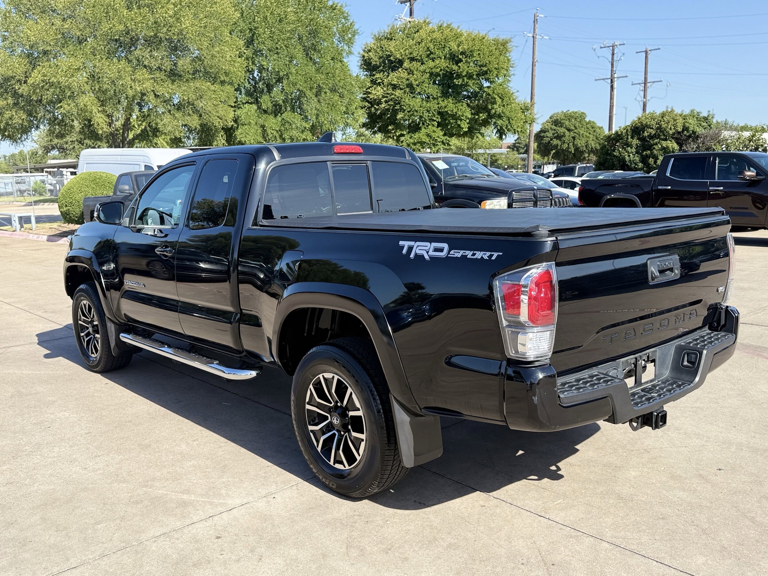 2022 Toyota Tacoma TRD Sport photo 4