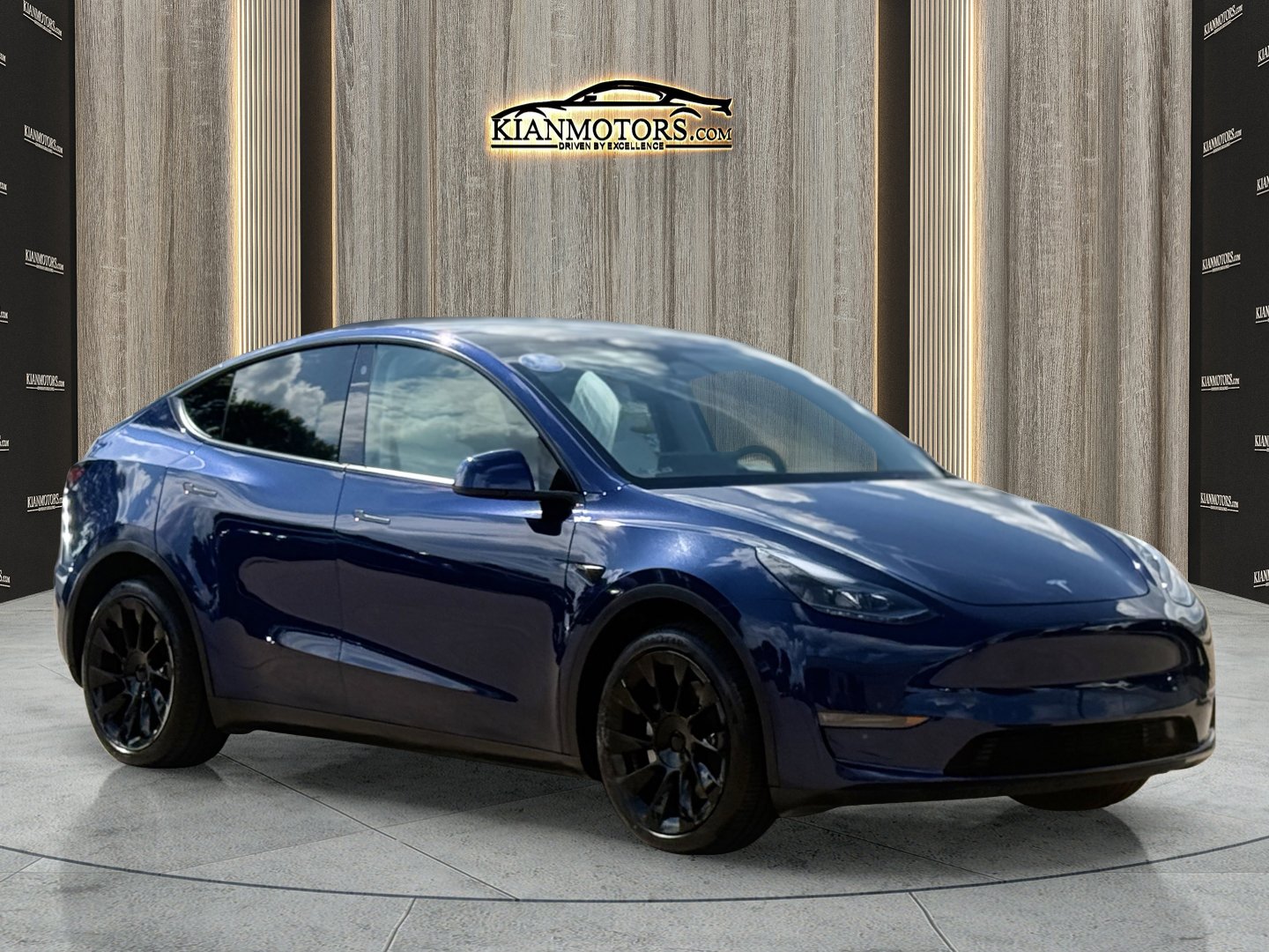 2023 Tesla Model Y Long Range Dual Motor All-Wheel Drive's photo