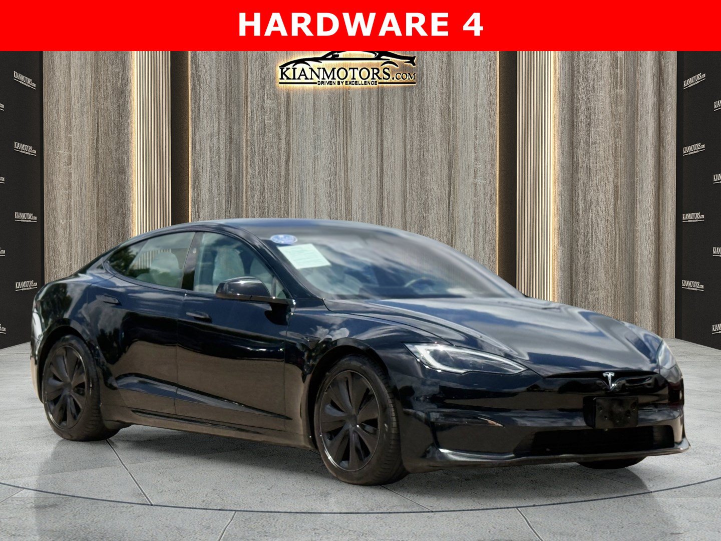 2023 Tesla Model S Standard Range's photo