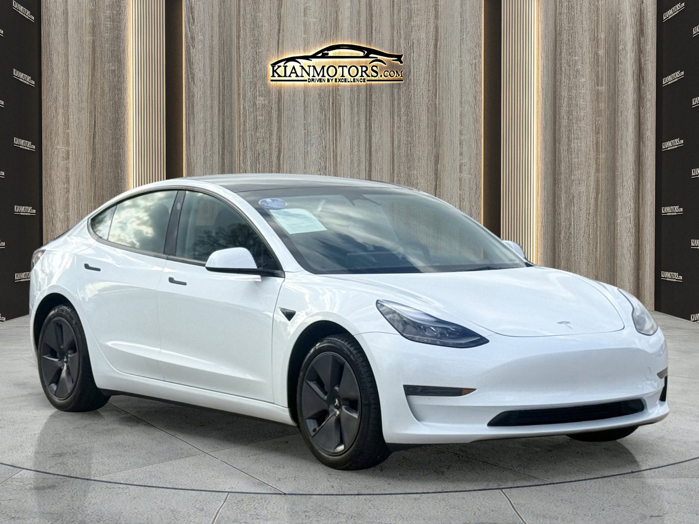 2023 Tesla Model 3 Base