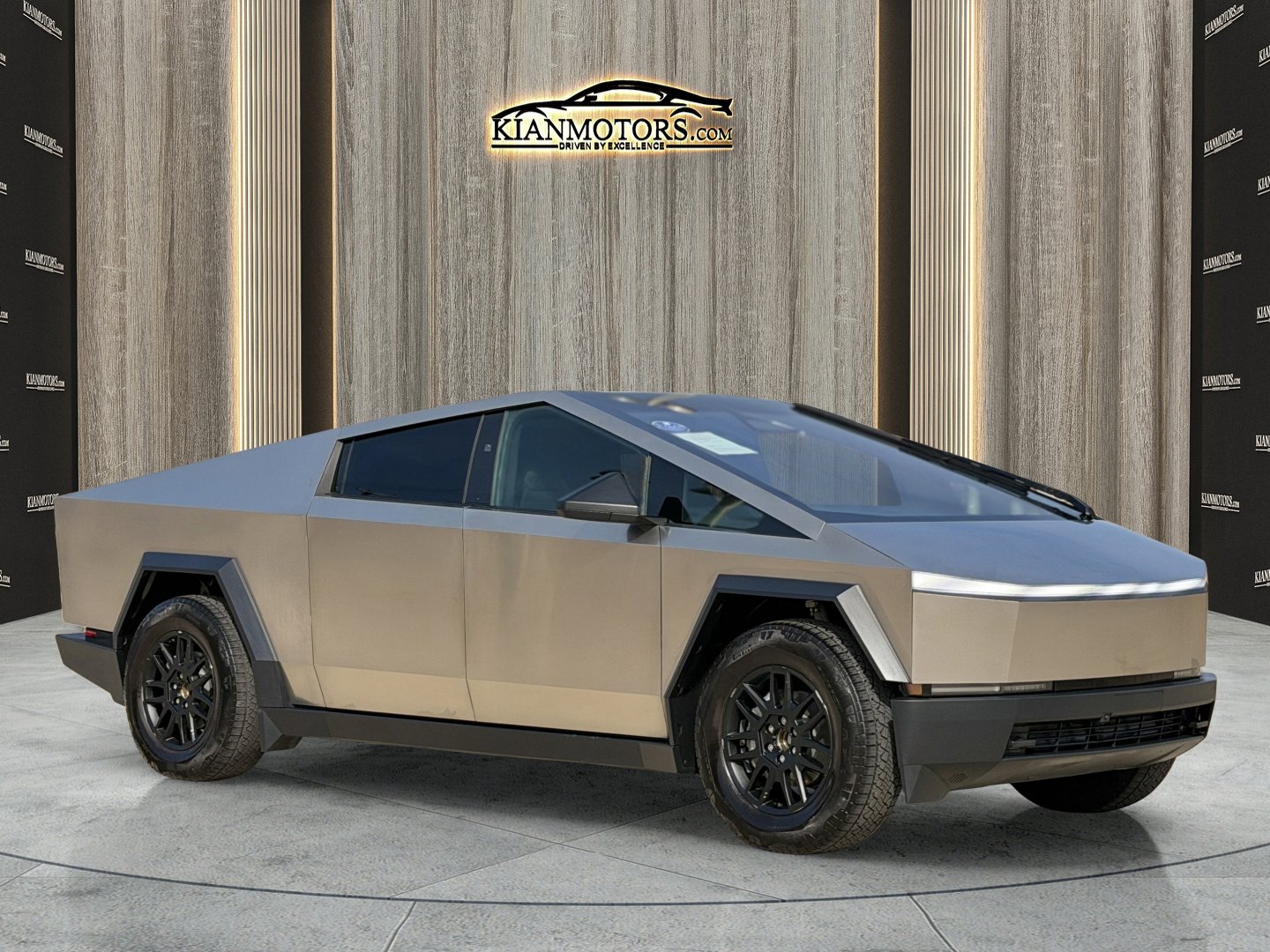 2025 Tesla Cybertruck Base