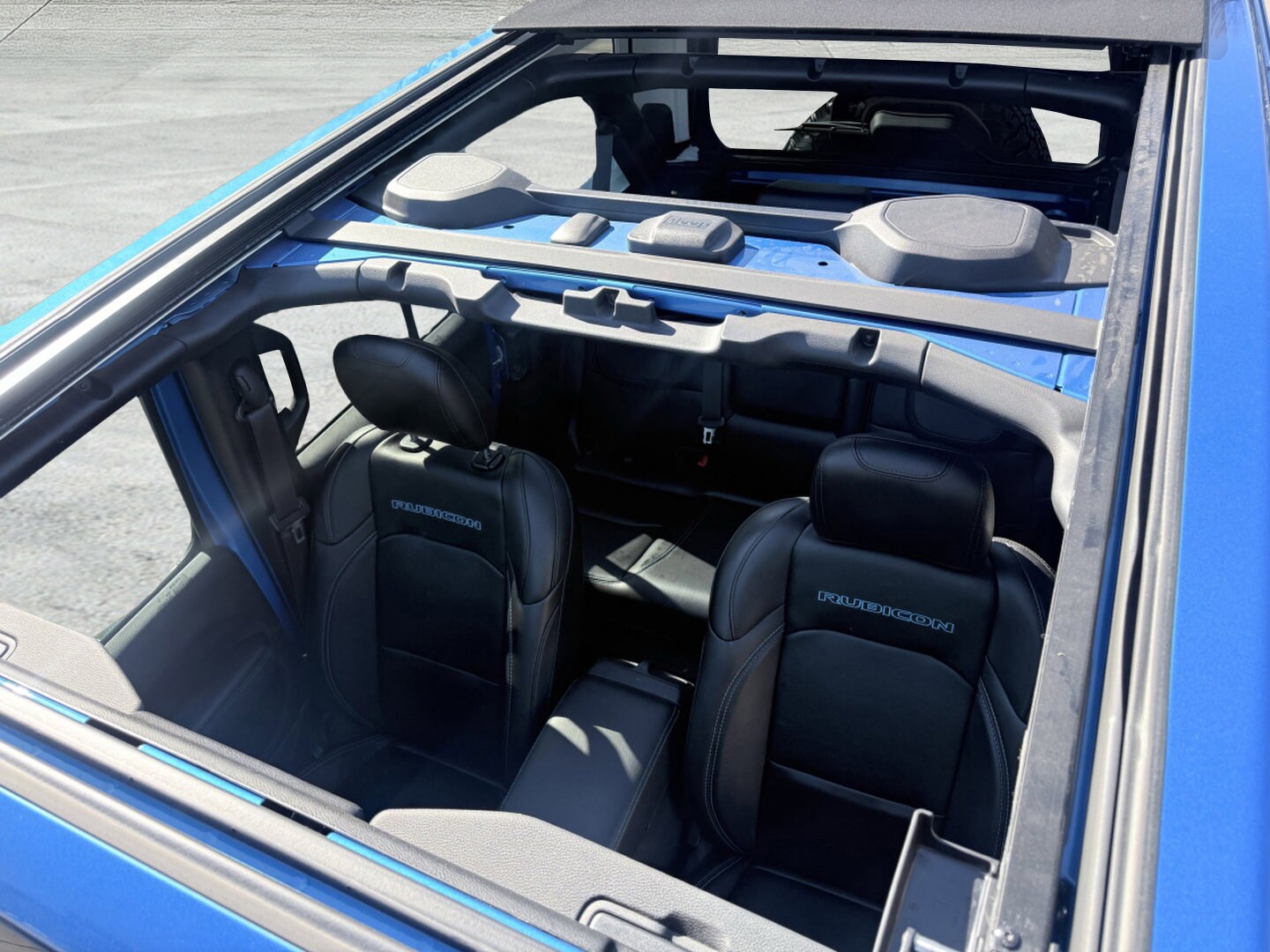 2022 Jeep Wrangler 4xe Unlimited Rubicon photo 2