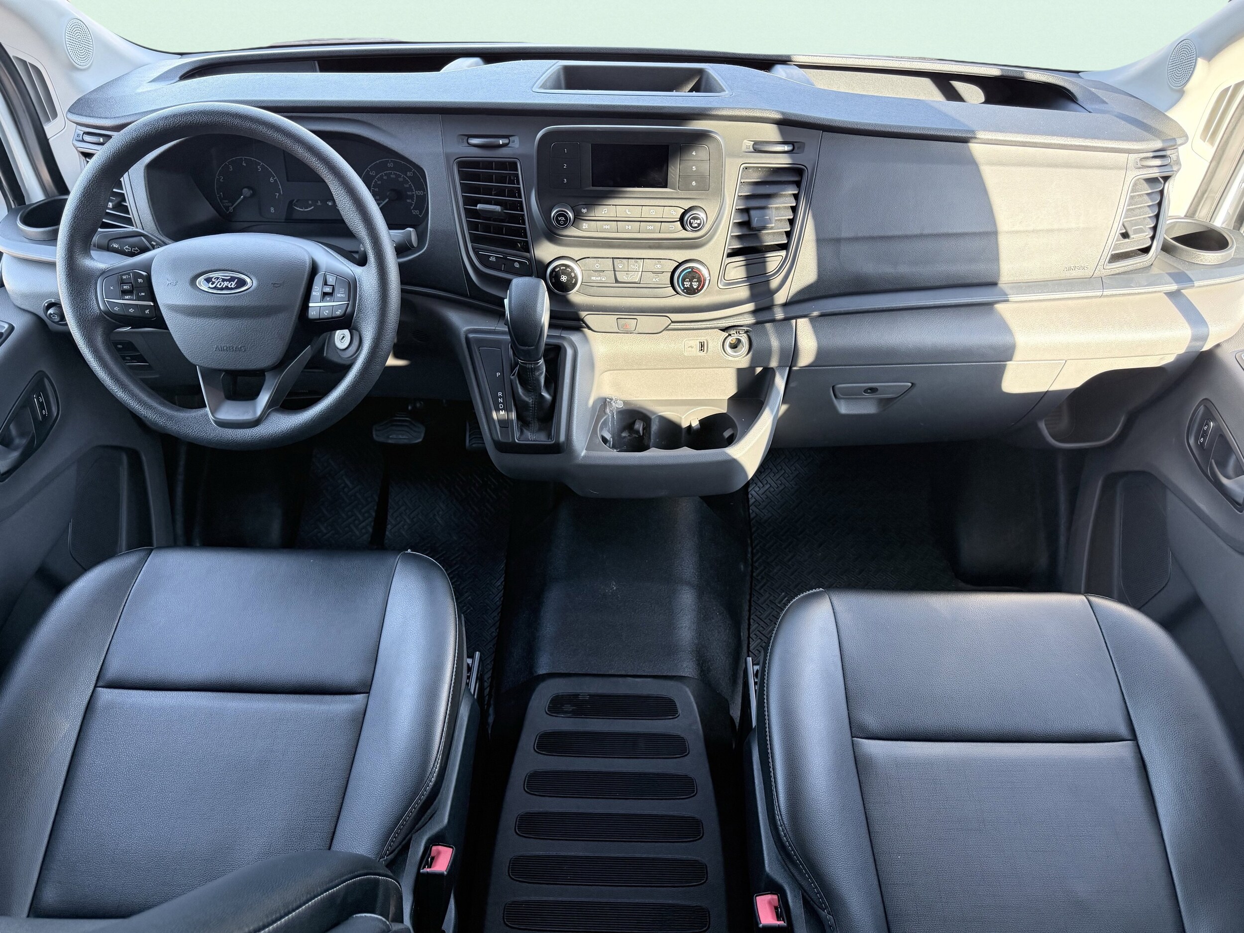 2023 Ford Transit photo 2