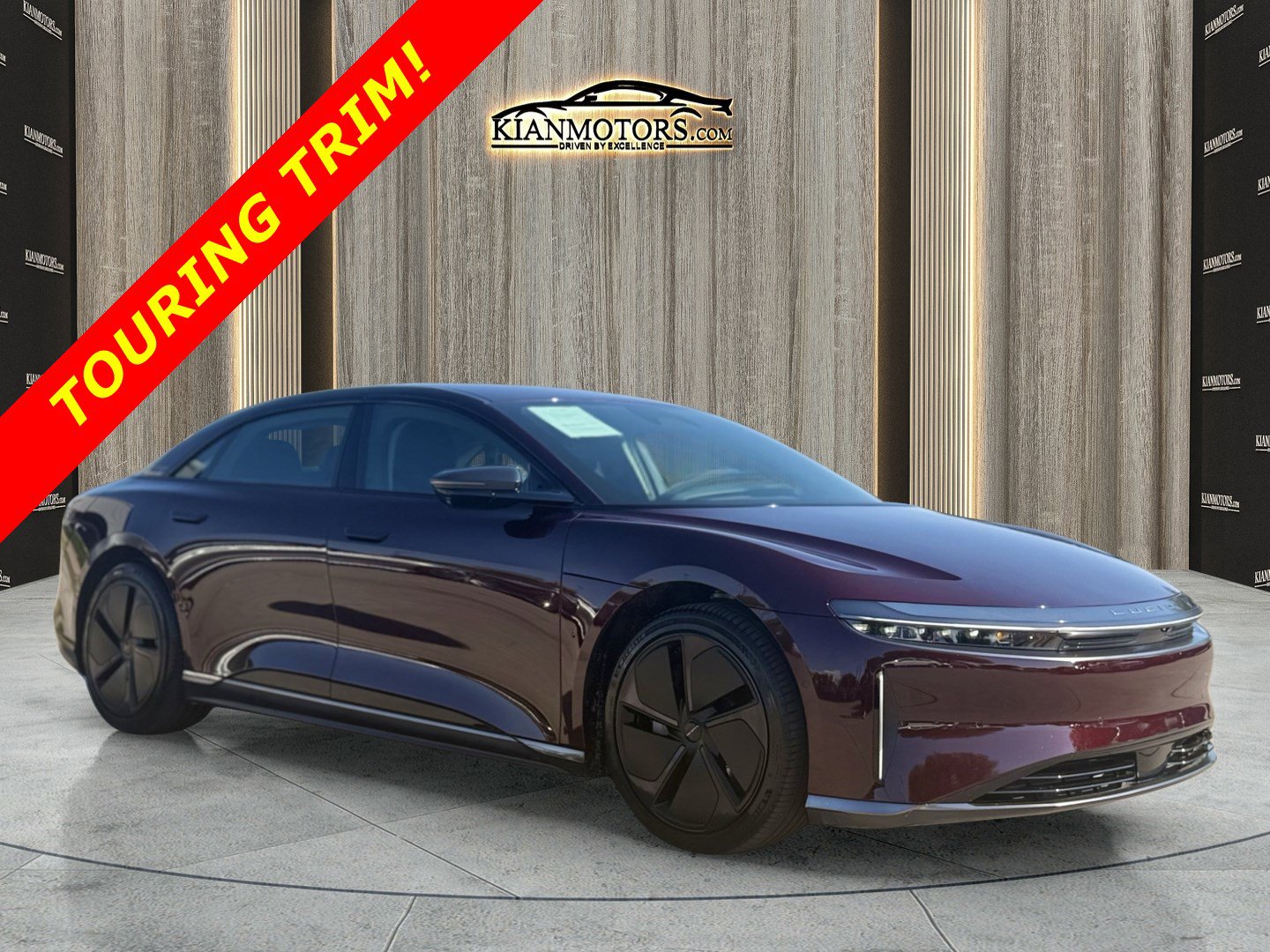 2025 Lucid Air Touring's photo