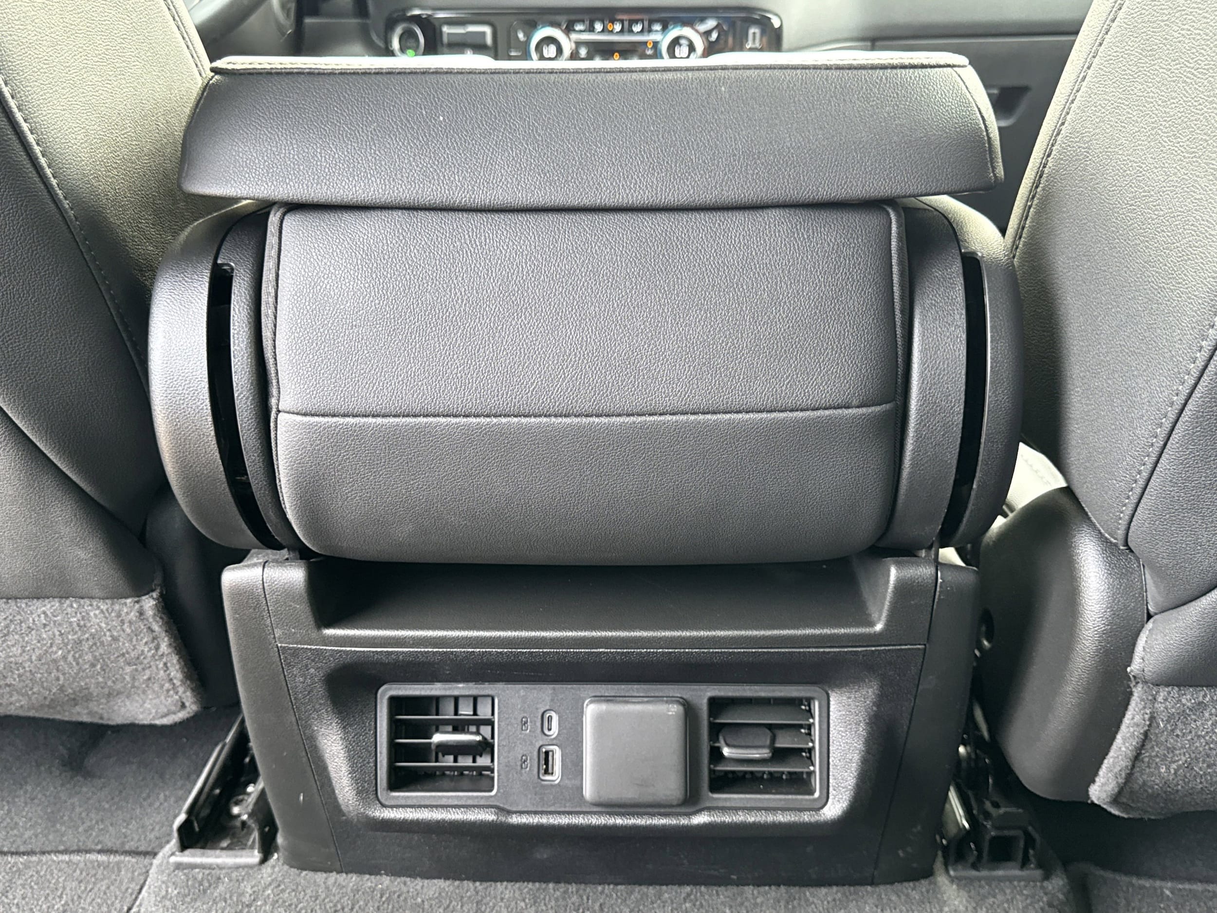 2025 GMC Sierra 1500 SLT - Photo 25