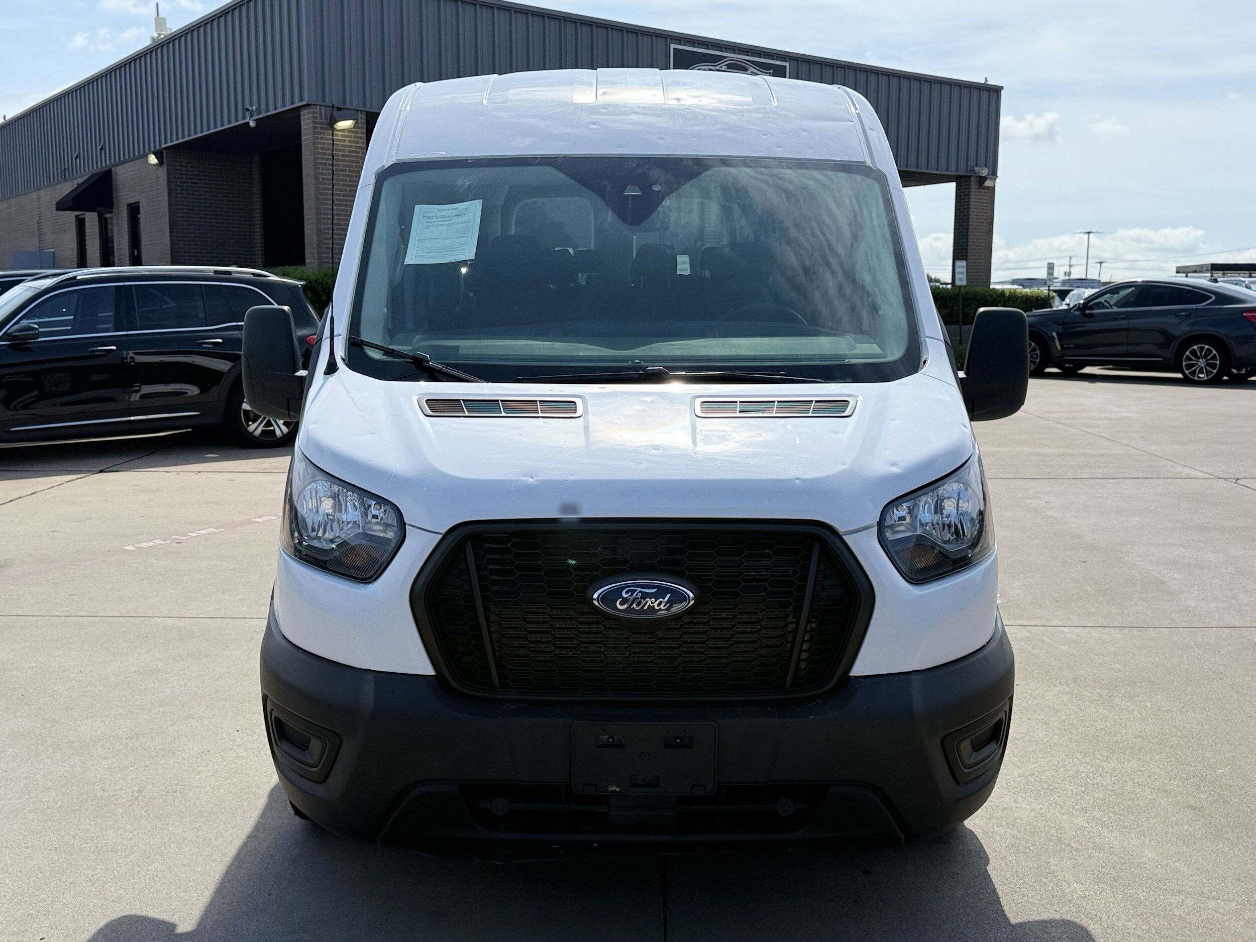 2023 Ford Transit photo 2