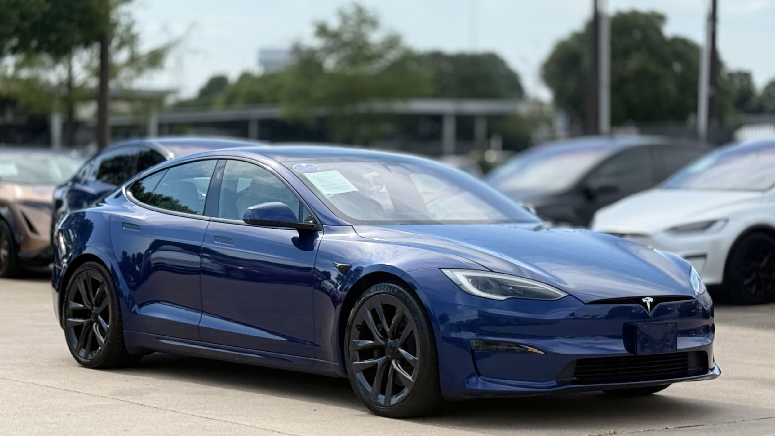 2022 Tesla Model S's photo