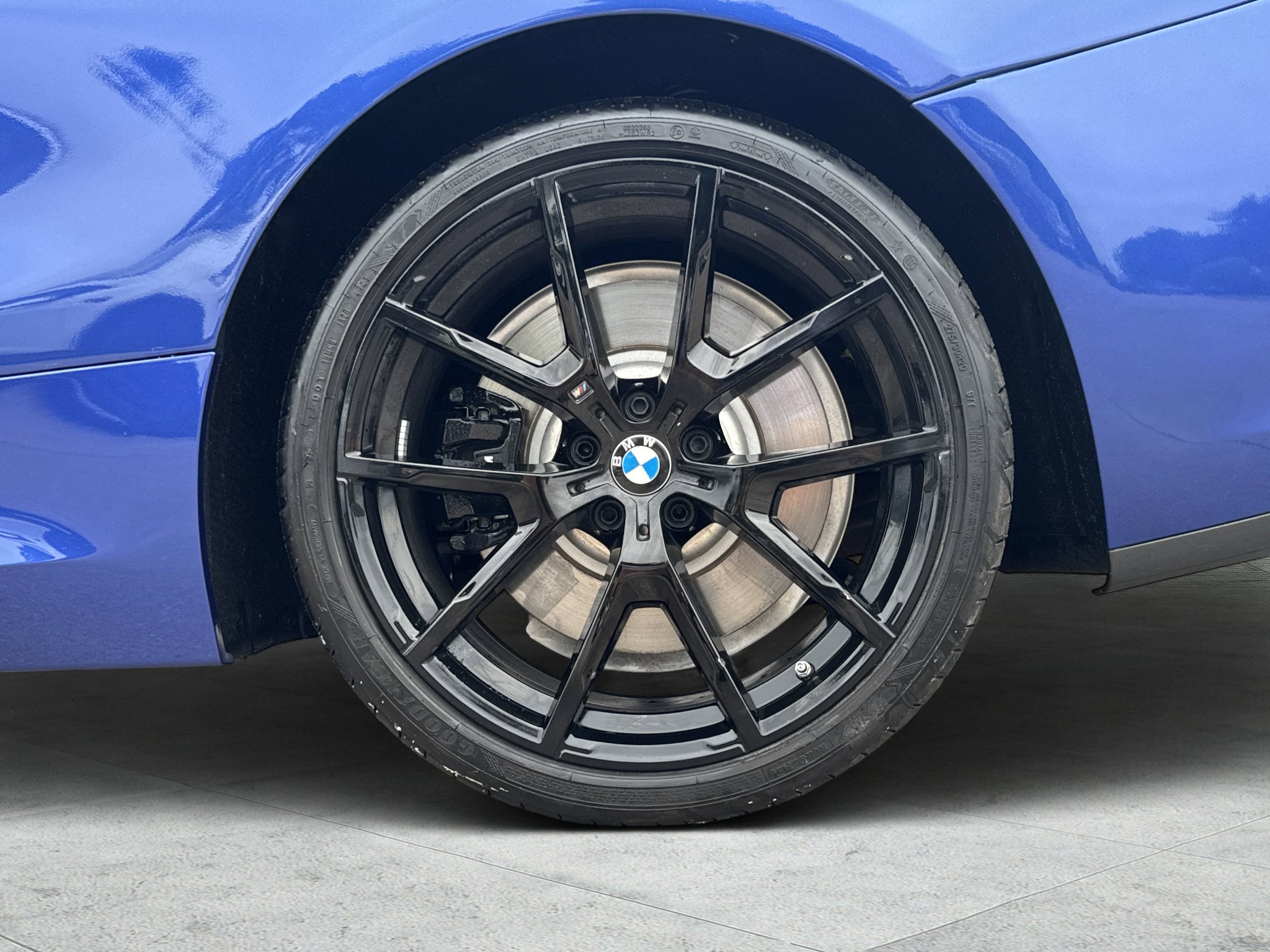 2025 BMW 8 Series 840i - Photo 11