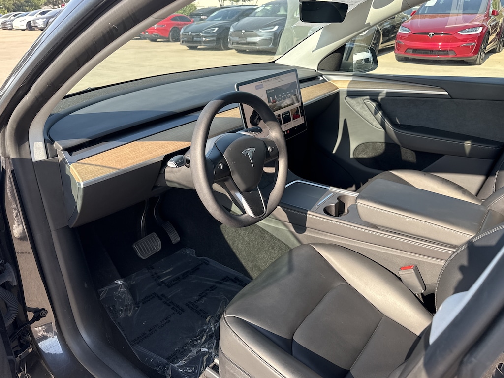 Used 2024 Tesla Model Y Long Range SUV