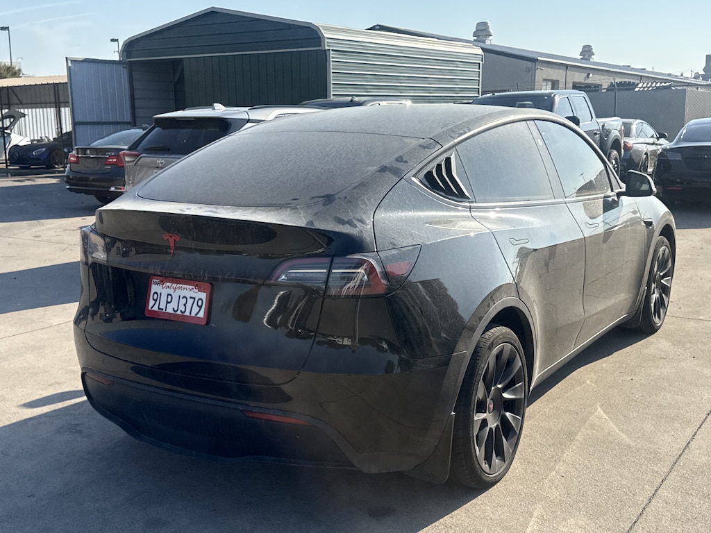 Used 2024 Tesla Model Y RWD Long Range Single Motor Rear-Wheel Drive SUV