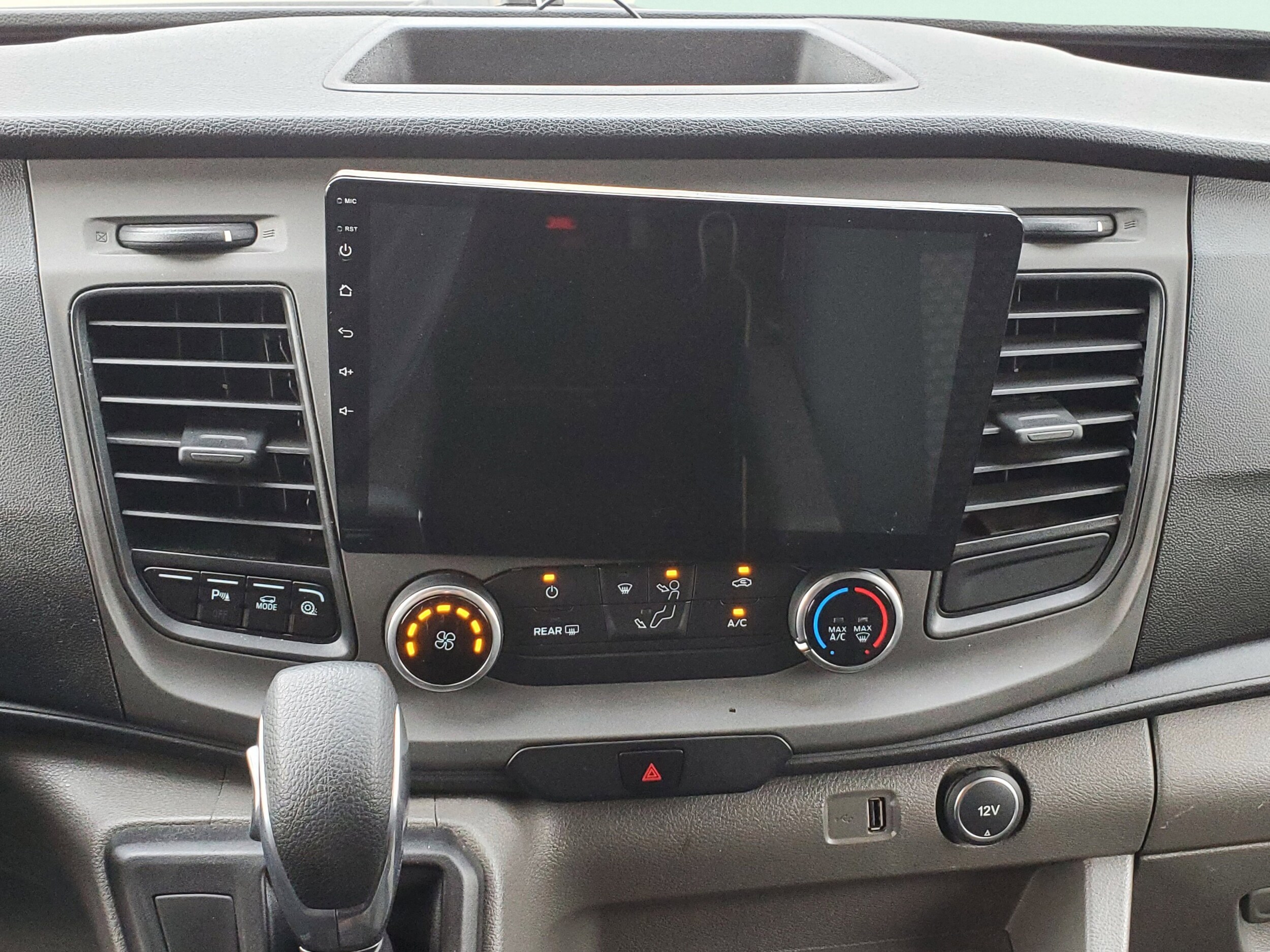 2020 Ford Transit Passenger Van XLT - Photo 61