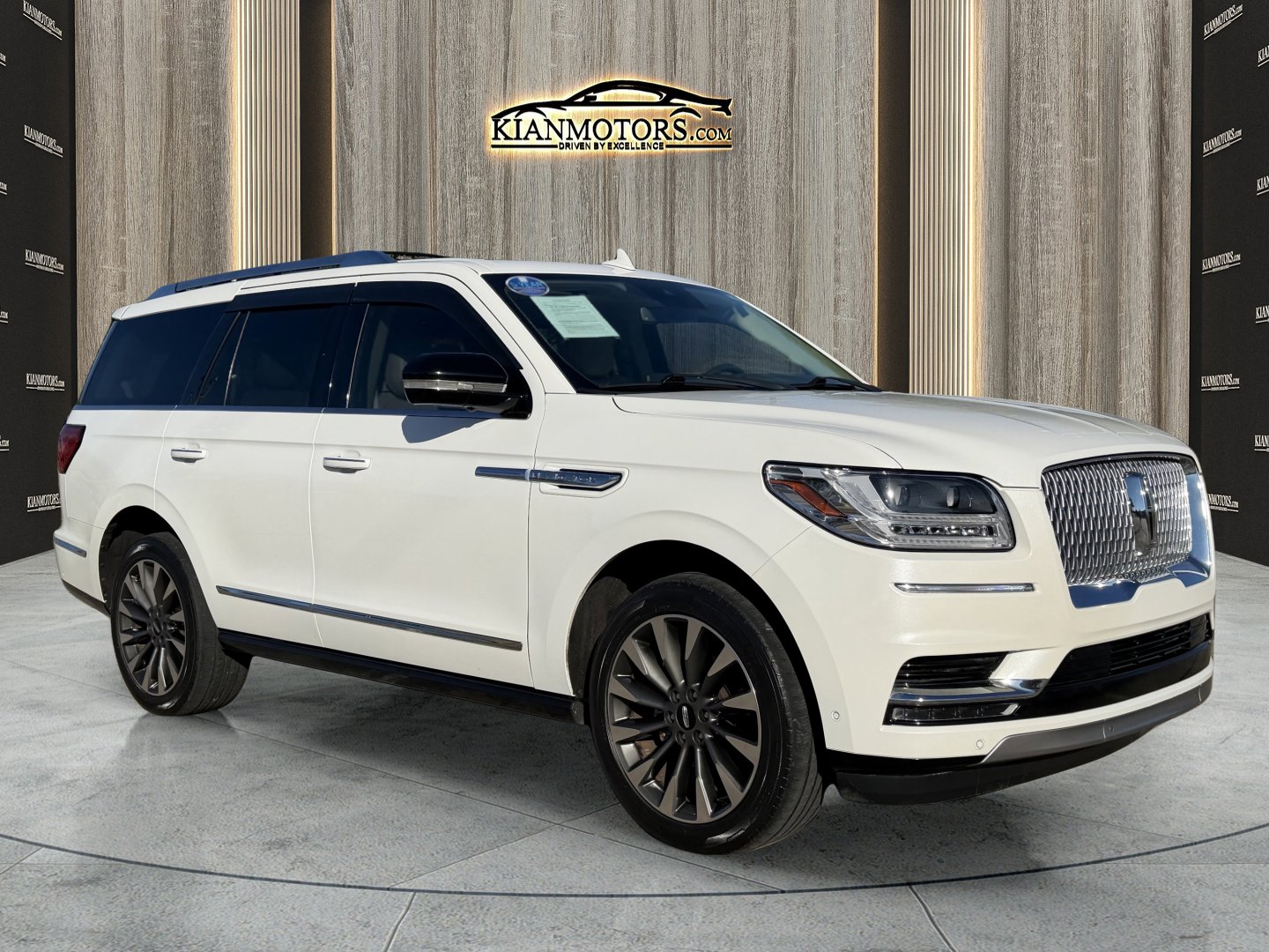 2020 Lincoln Navigator Reserve's photo