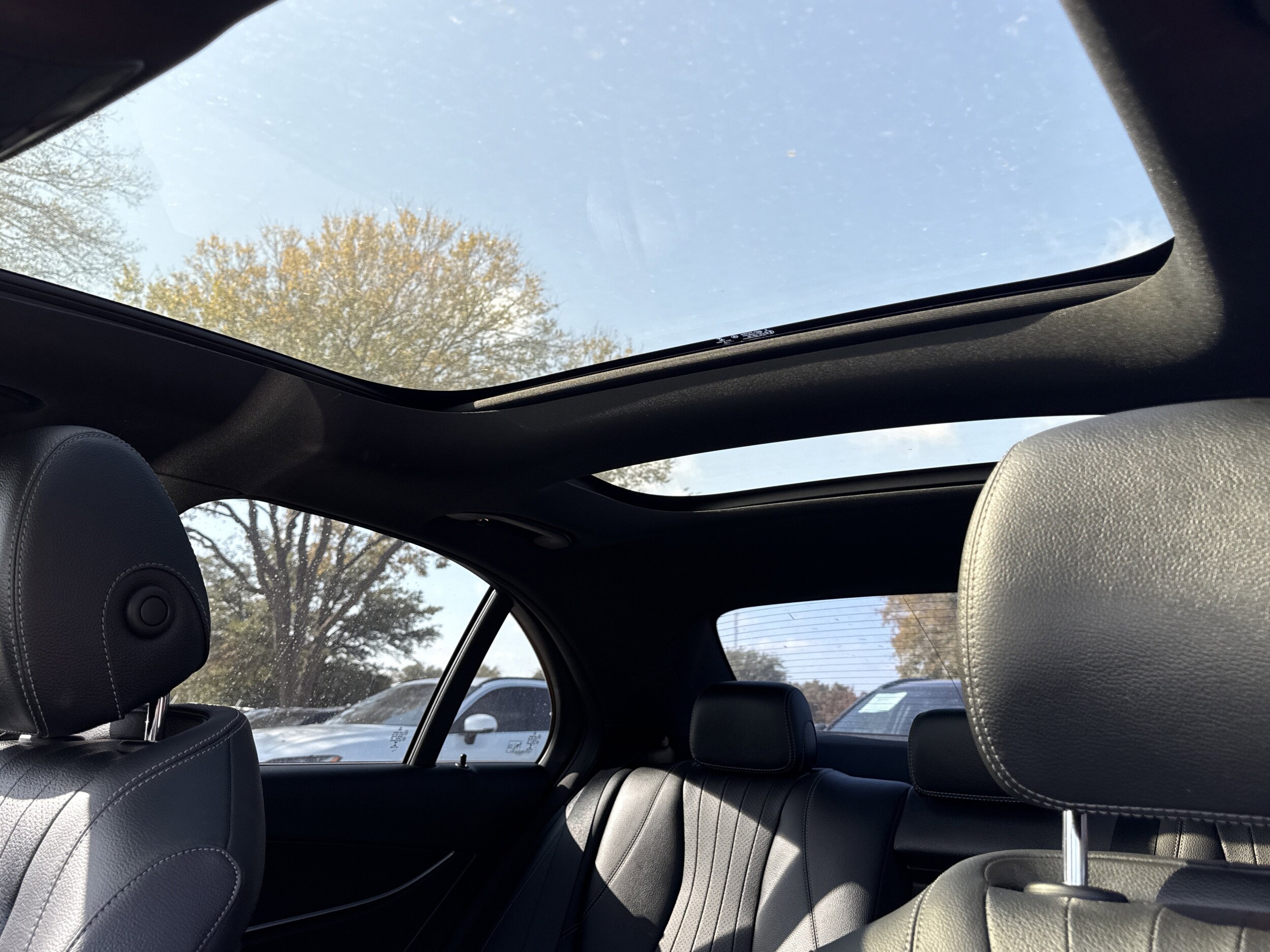 2022 Mercedes Benz E 350 photo 2