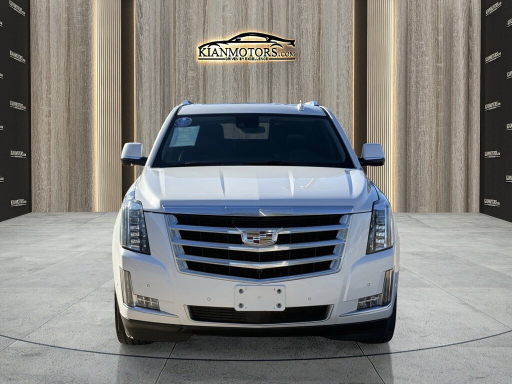 Used 2018 CADILLAC Escalade Premium Luxury SUV