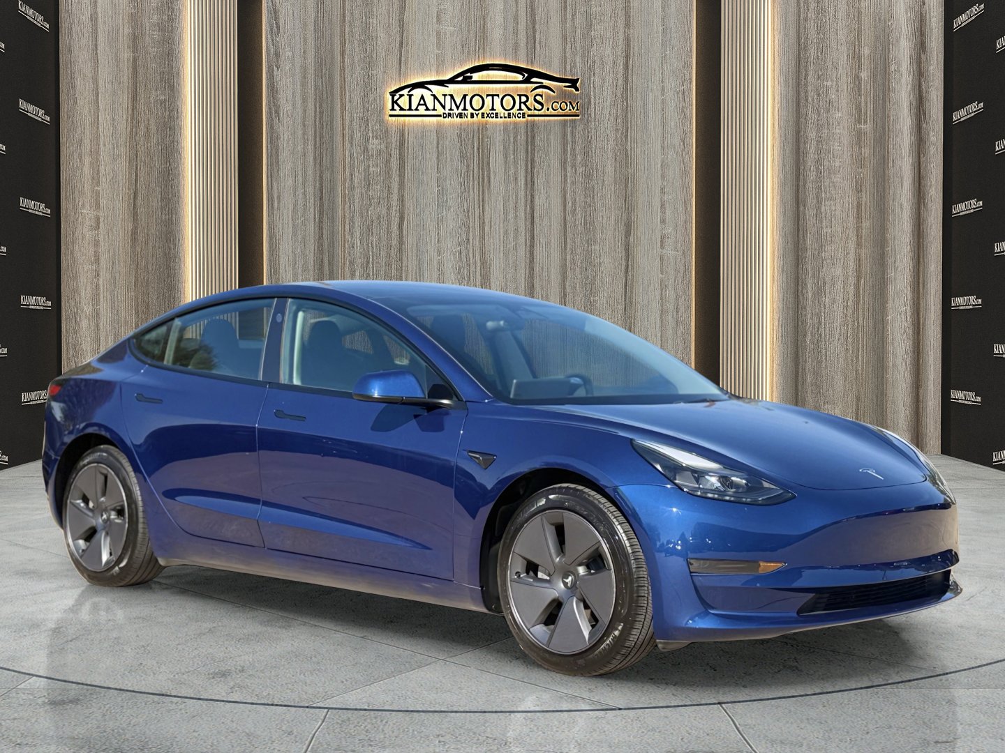 2023 Tesla Model 3 Base's photo