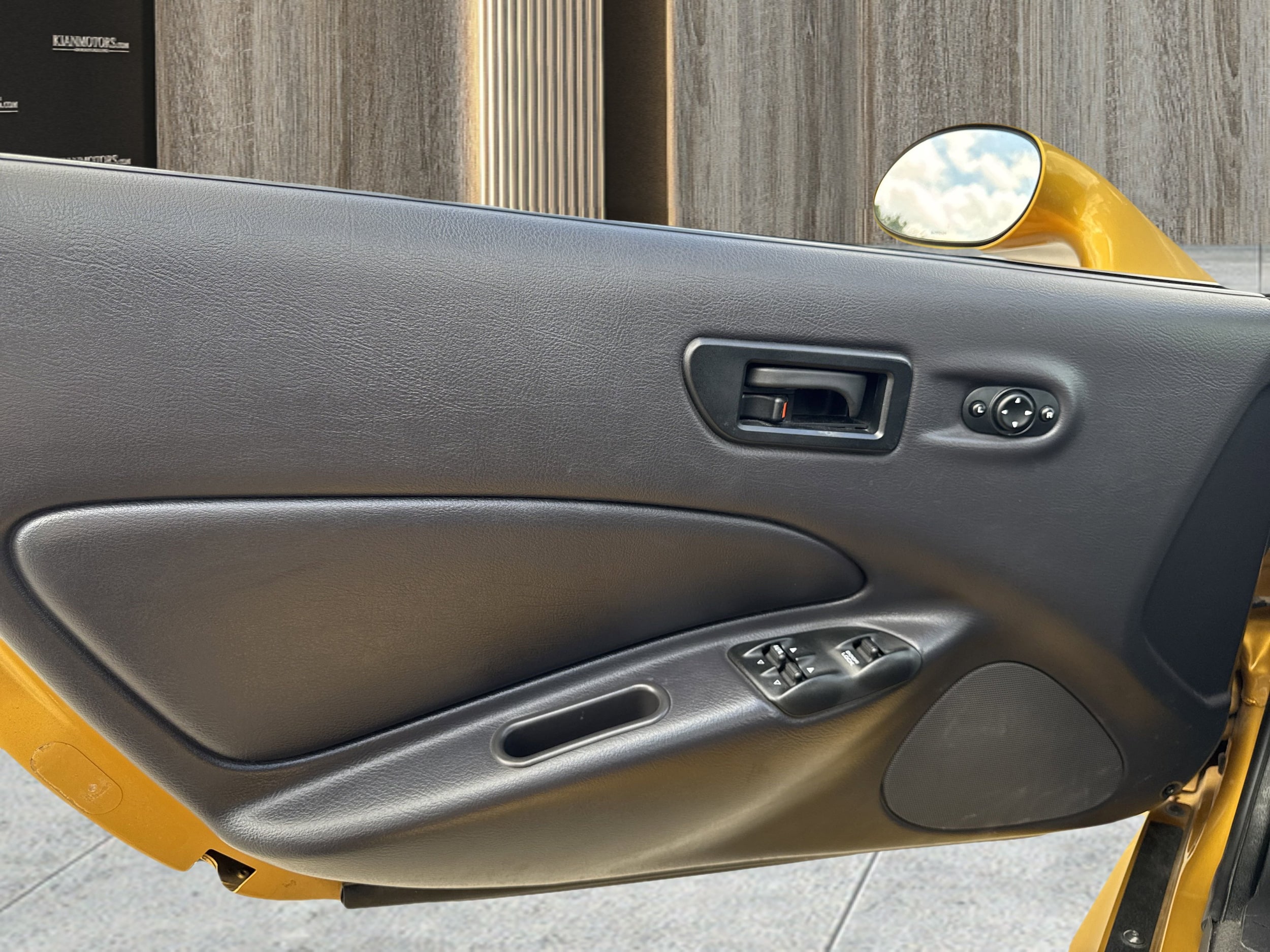 2002 Chrysler Prowler Base - Photo 34