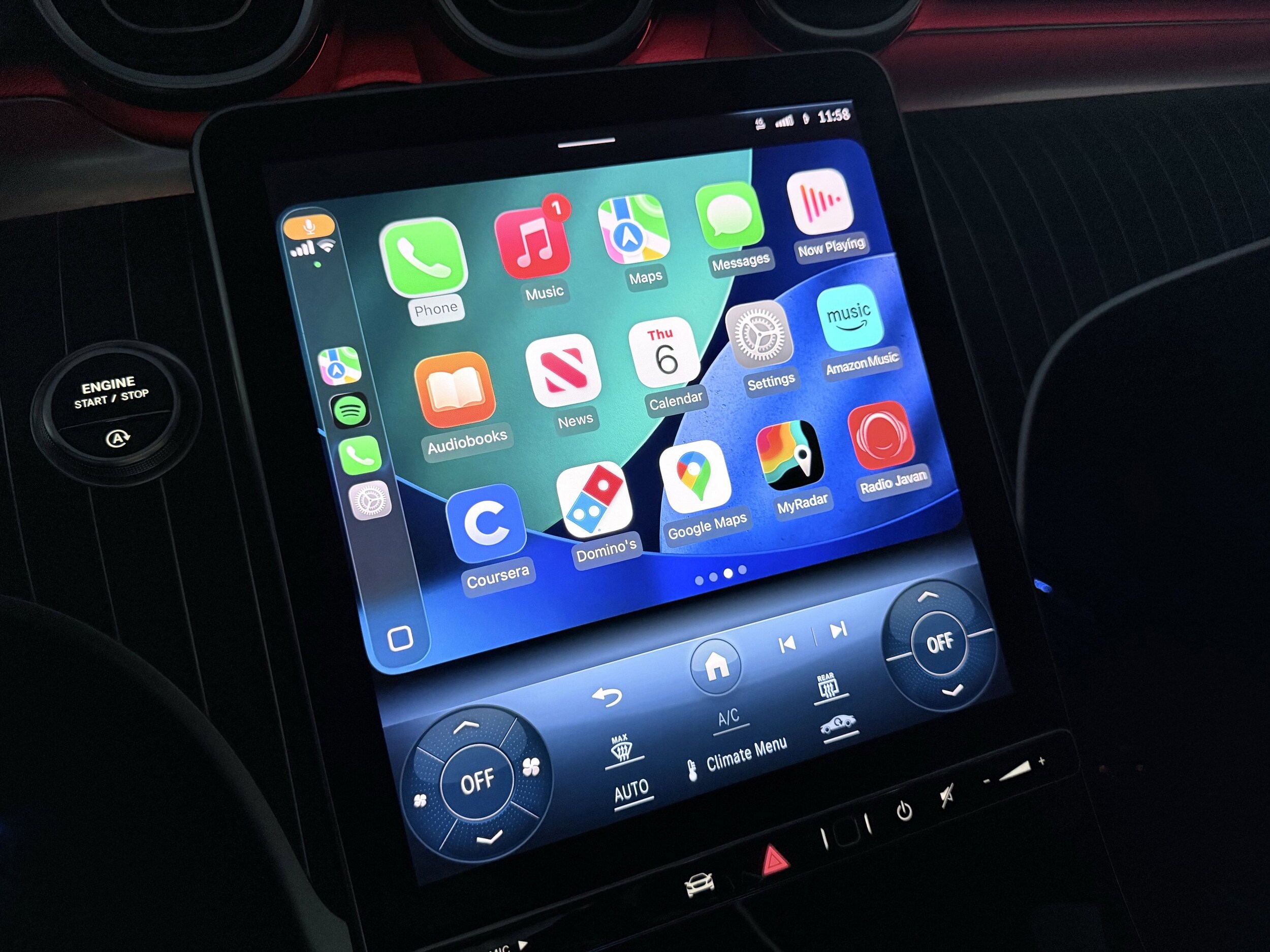 2023 Mercedes Benz C 300 photo 4