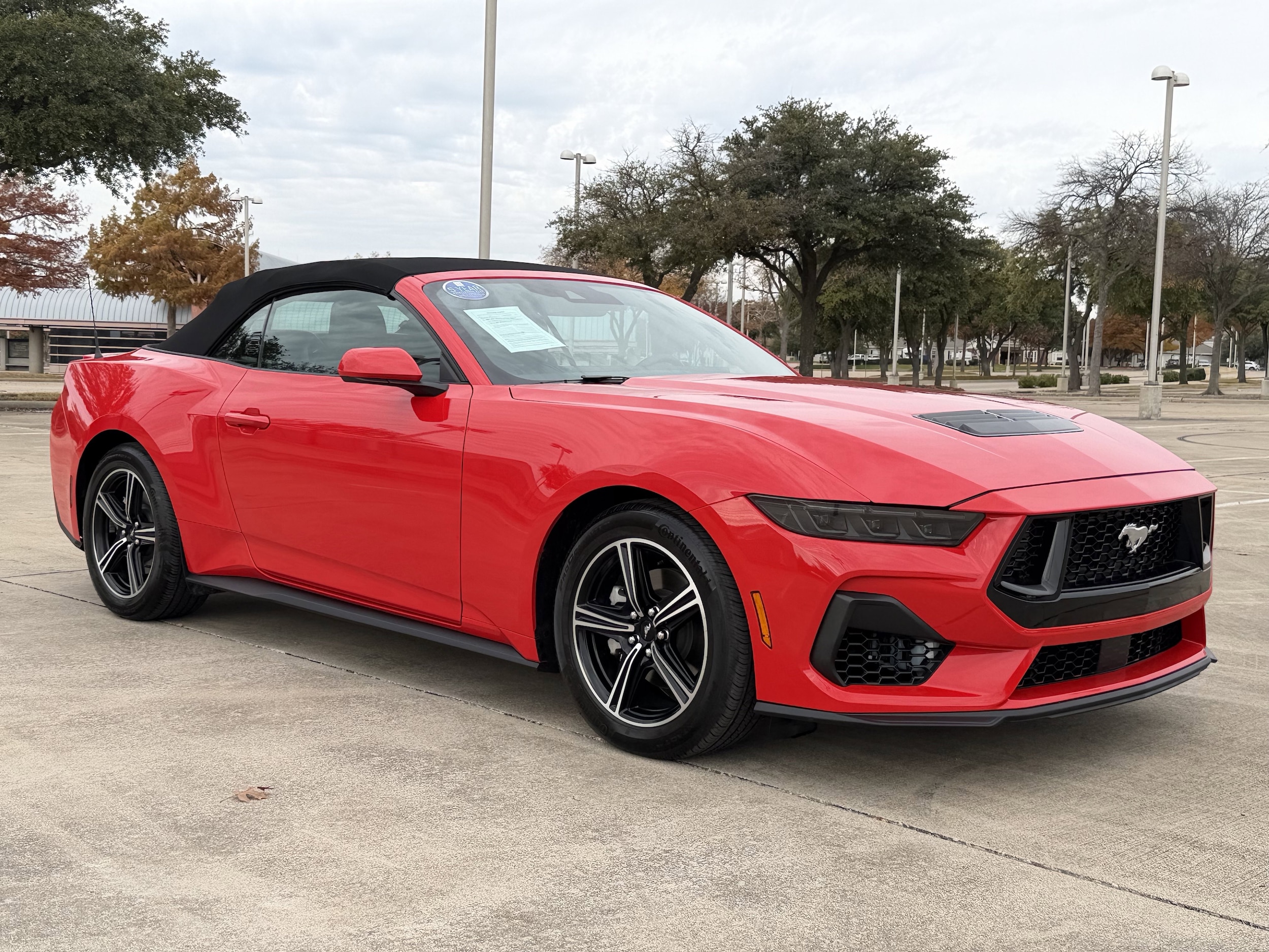 2025 Ford Mustang EcoBoost Premium's photo