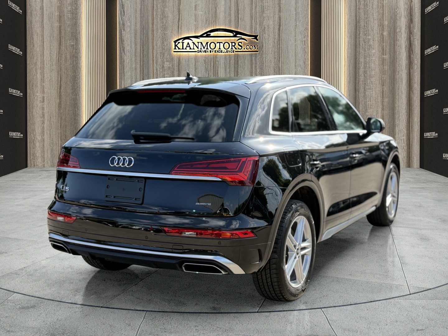 2024 Audi Q5 Premium - Photo 8
