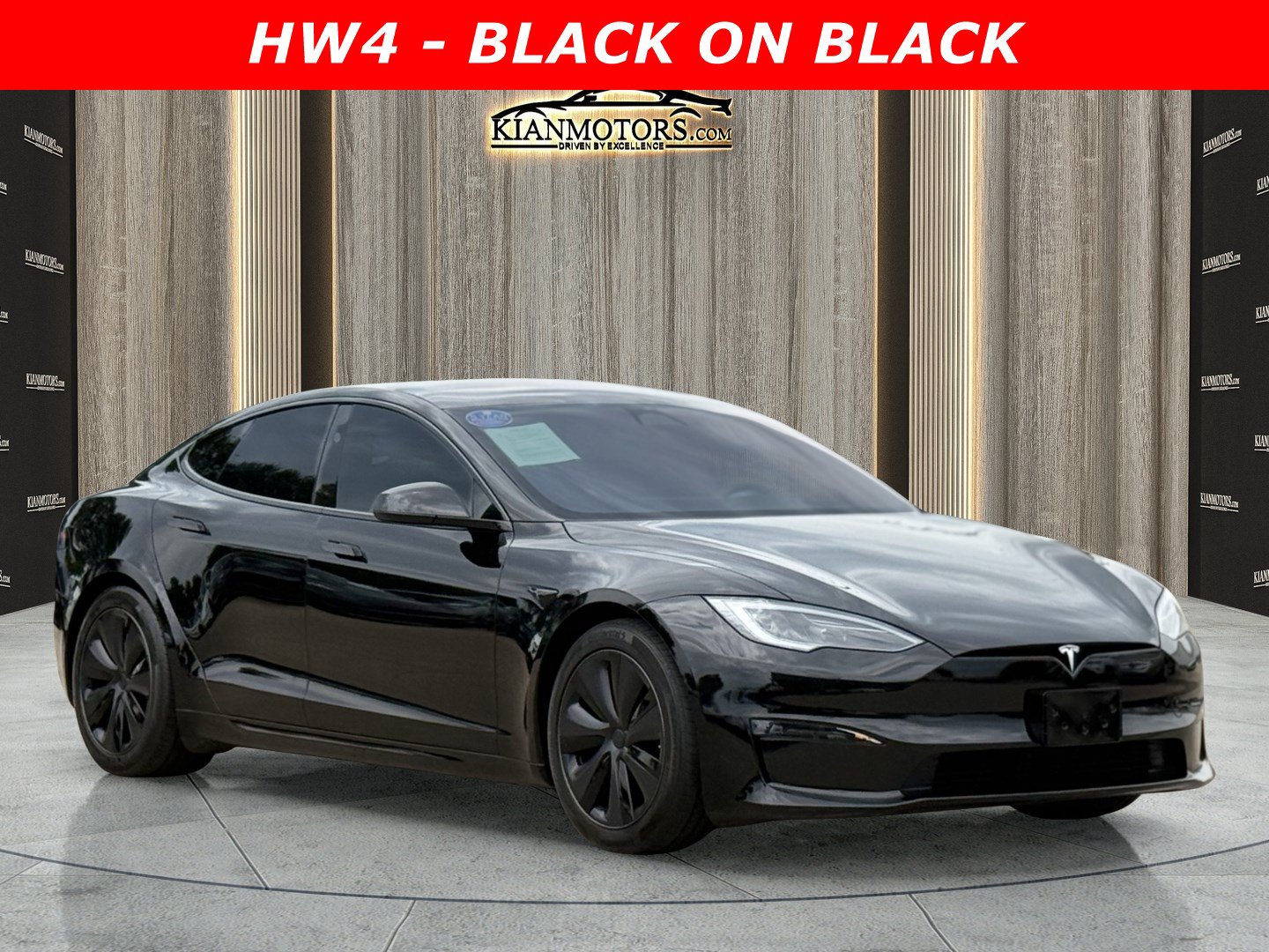 2023 Tesla Model S Standard Range's photo