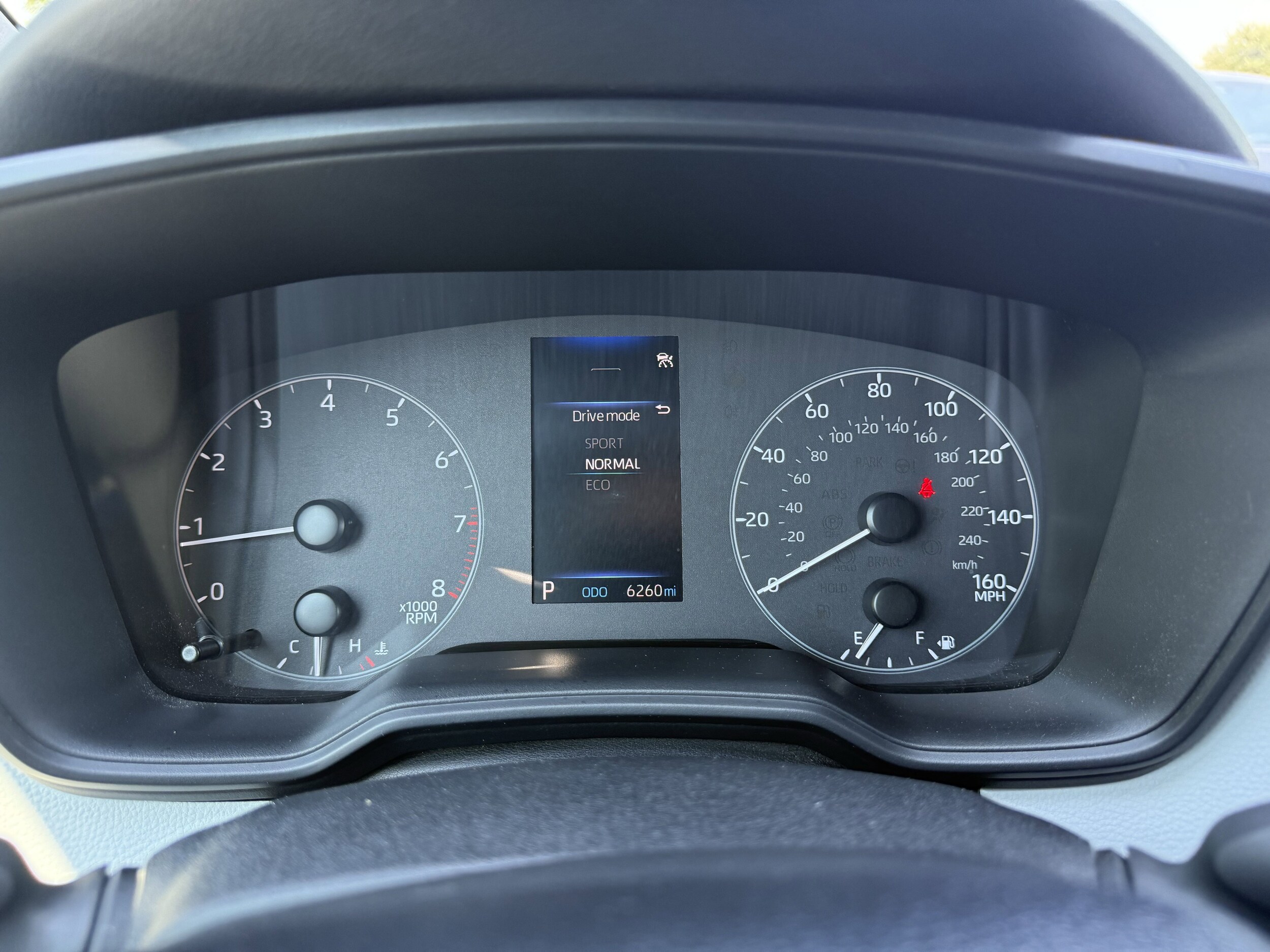 2024 Toyota Corolla SE photo 4