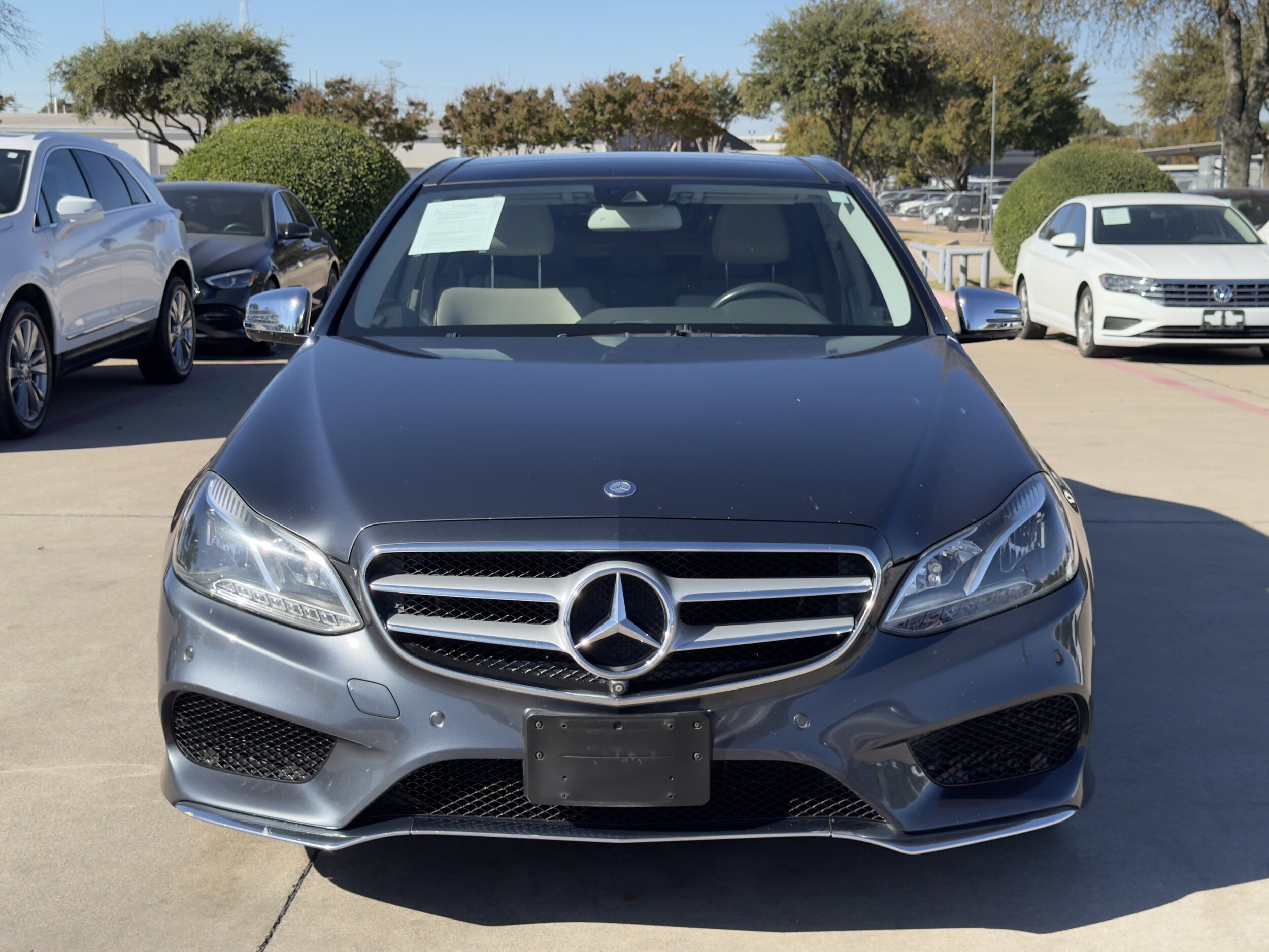 2014 Mercedes Benz E 350 photo 2
