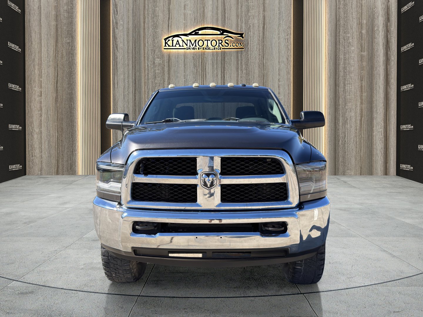 2016 Ram 2500 Tradesman photo 2