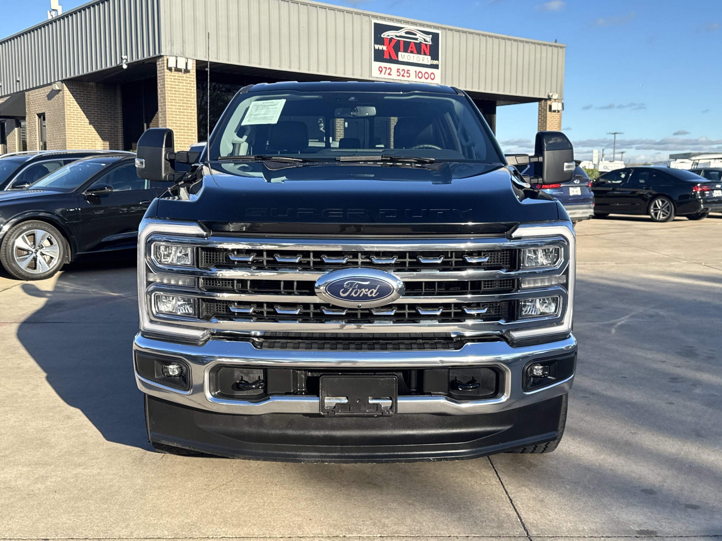 2024 Ford F-250 Lariat photo 2