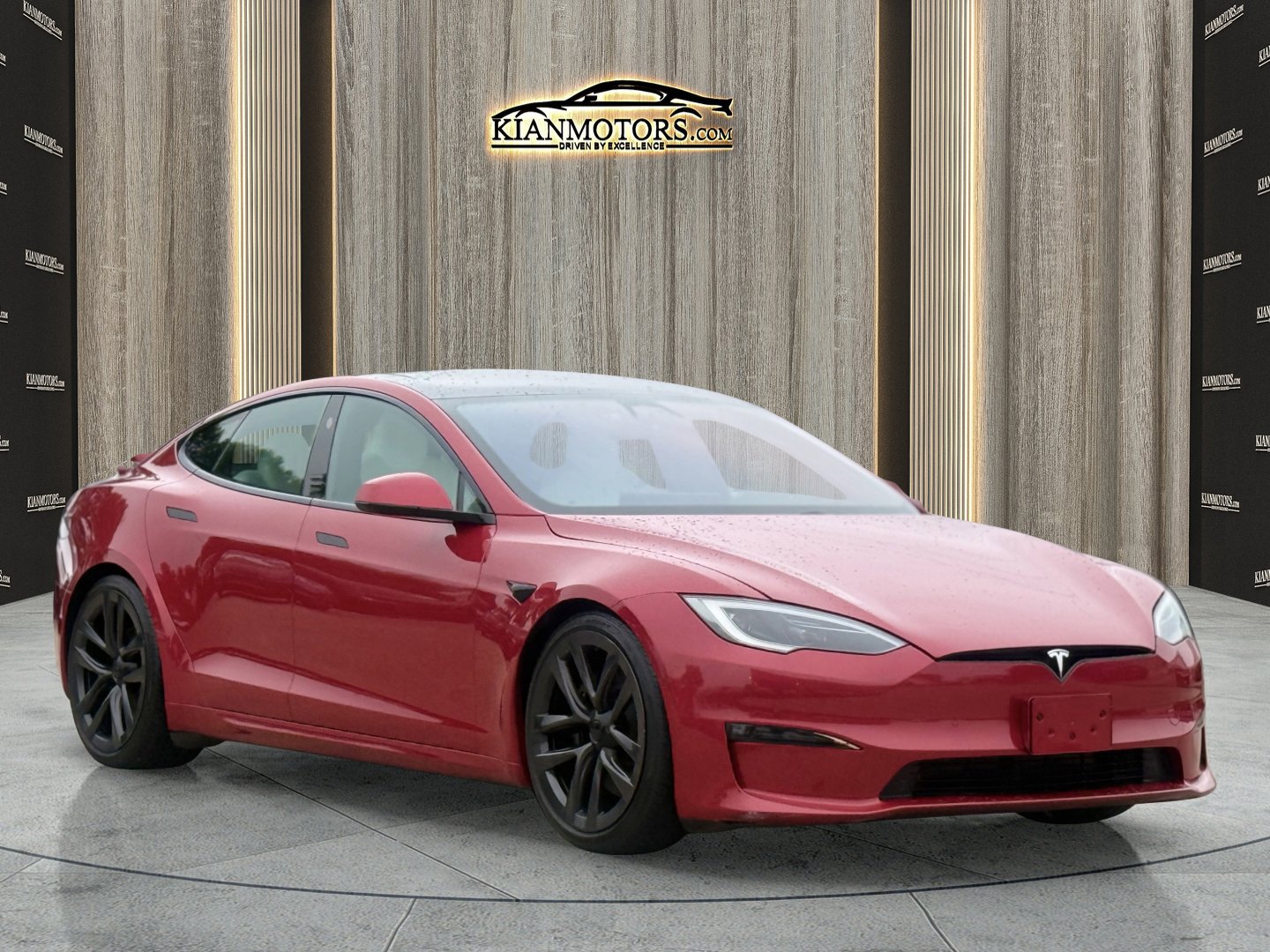 2023 Tesla Model S Standard Range's photo