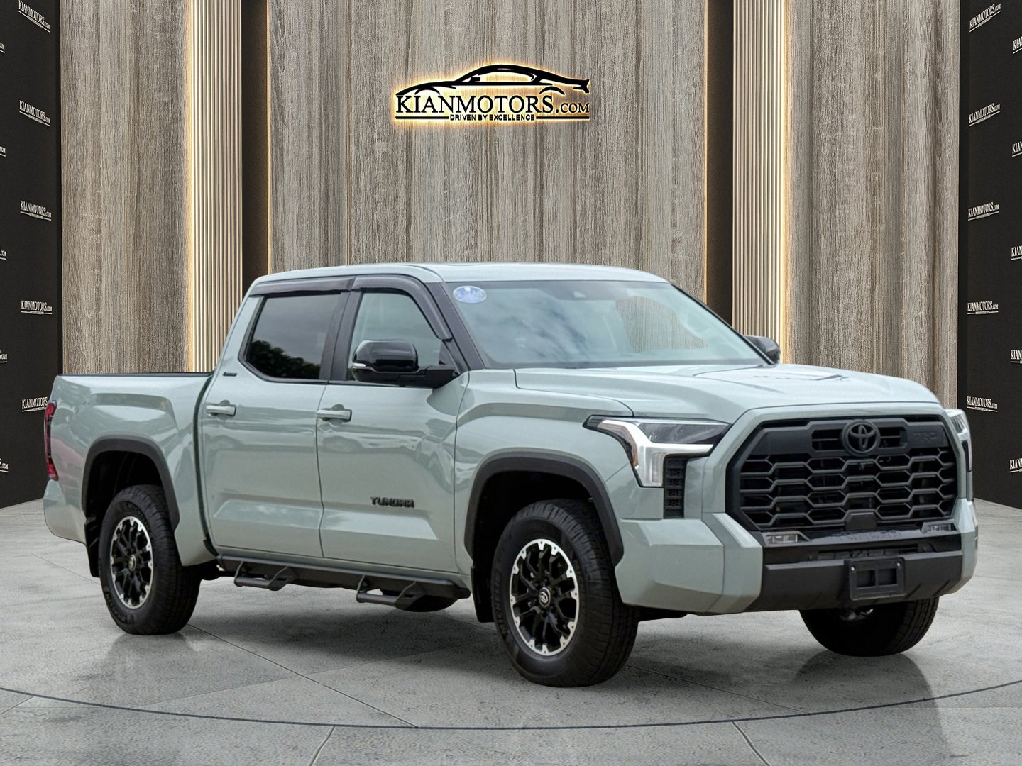 2024 Toyota Tundra Limited 3.4L 4WD CrewMax 5.5' Bed's photo