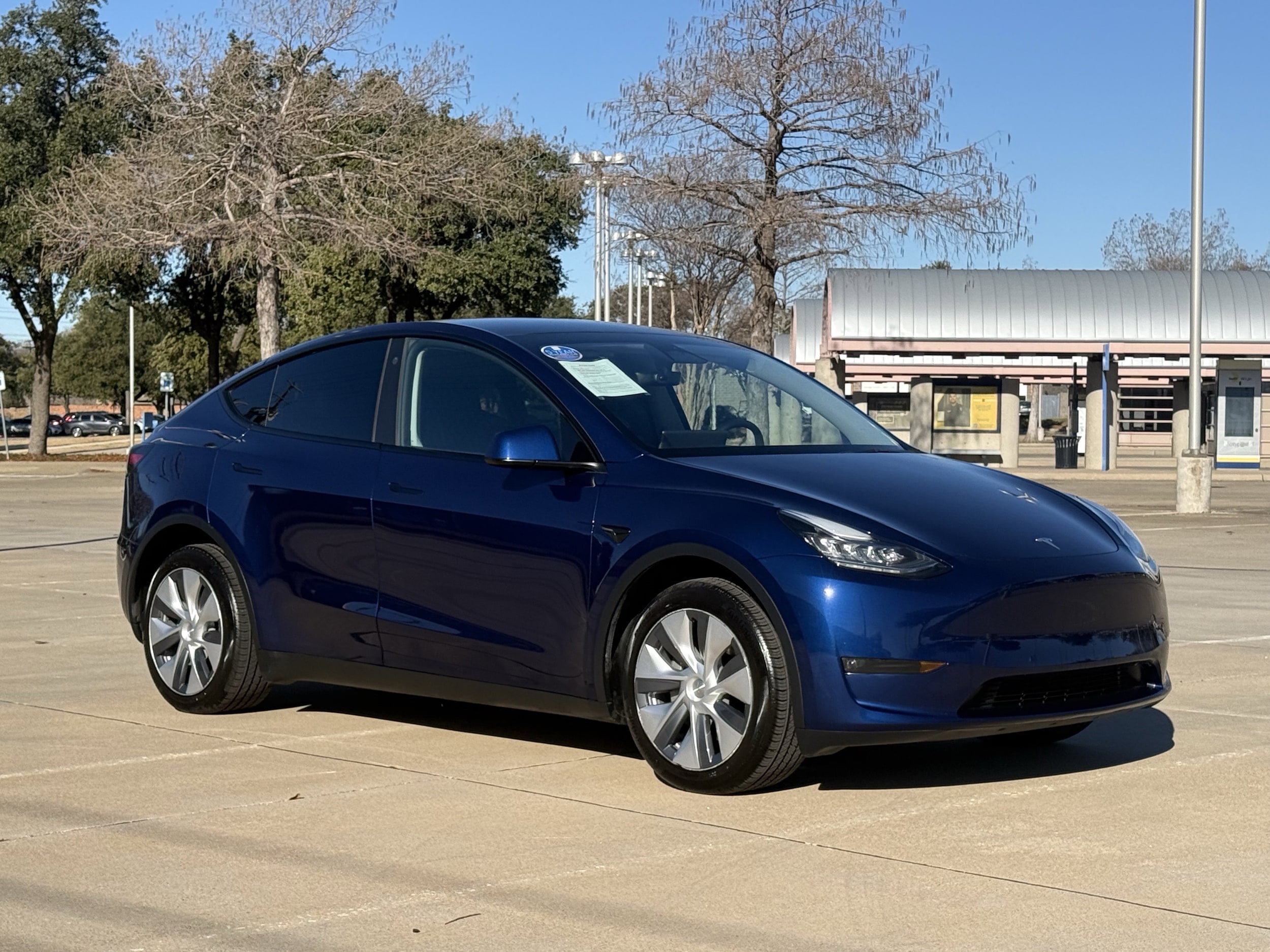 2023 Tesla Model Y Long Range's photo