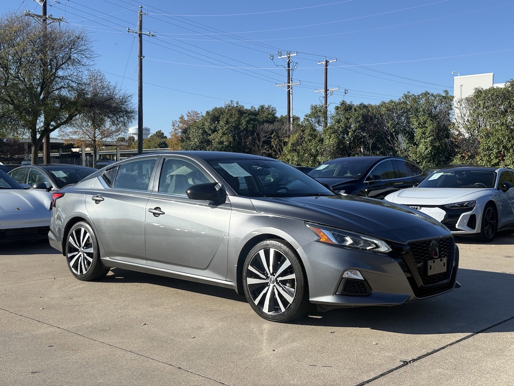 Used 2022 Nissan Altima 2.5 SR Sedan