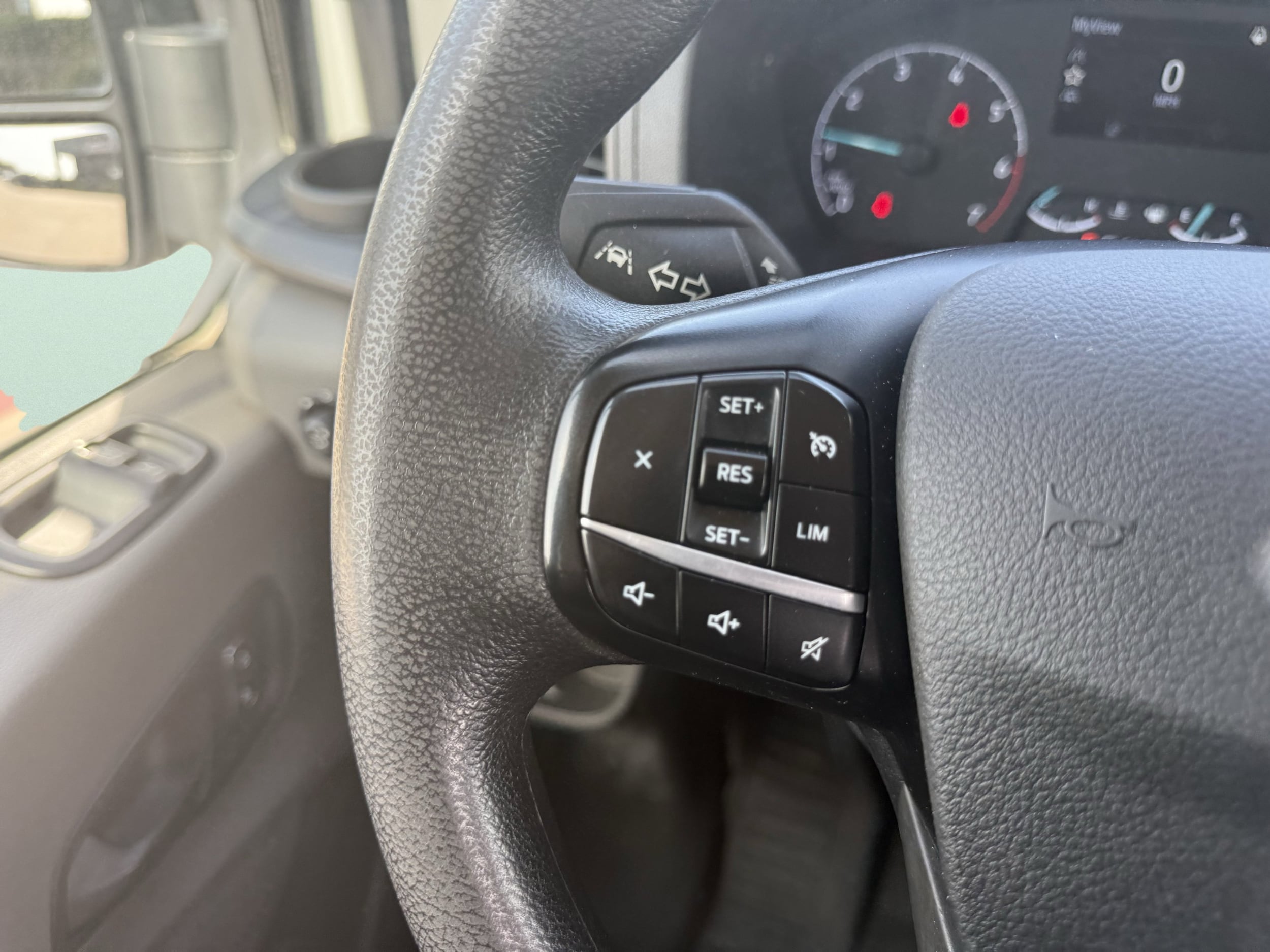 2023 Ford Transit Passenger Van XL - Photo 29